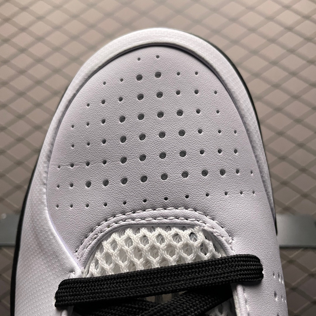 Nike Sneakers-105