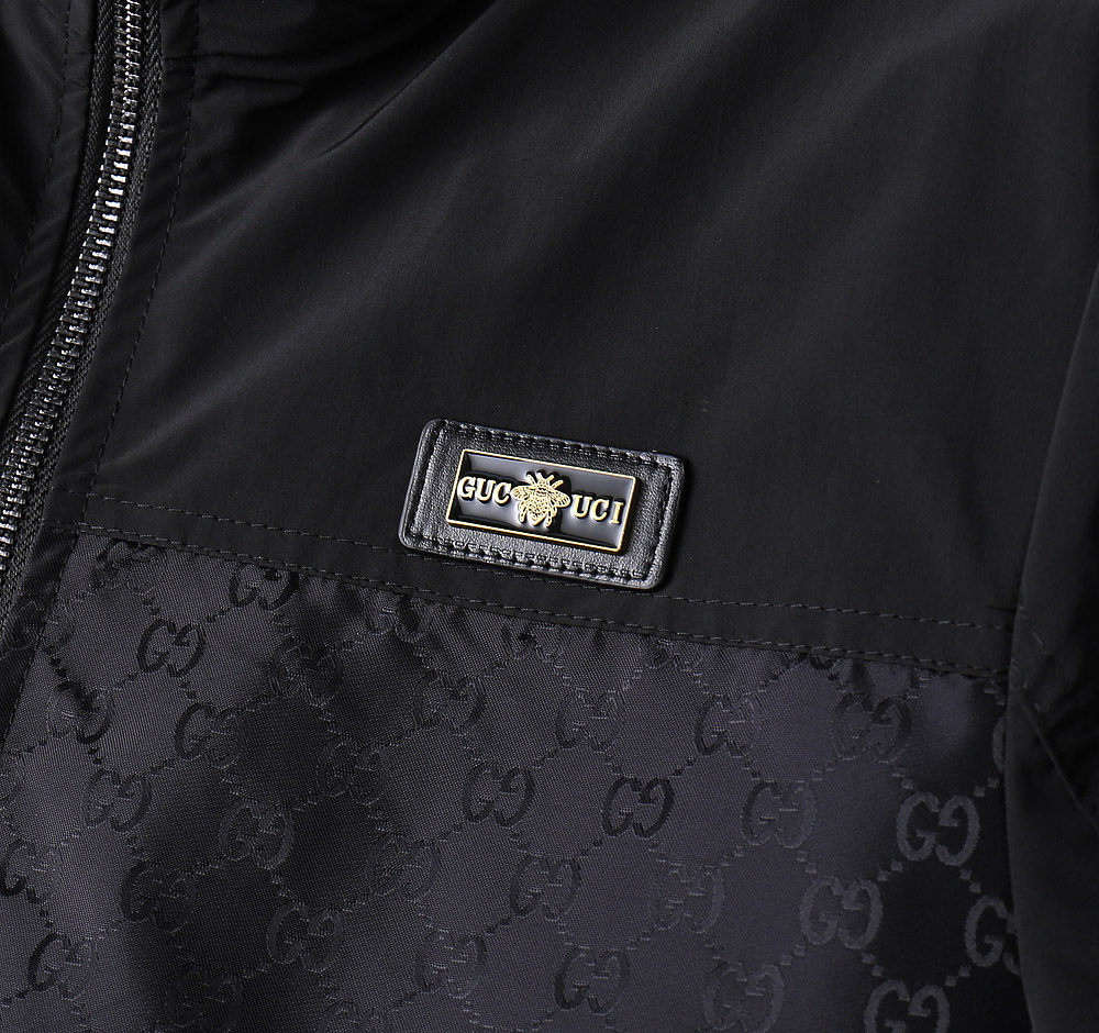Gucci Clothing-338