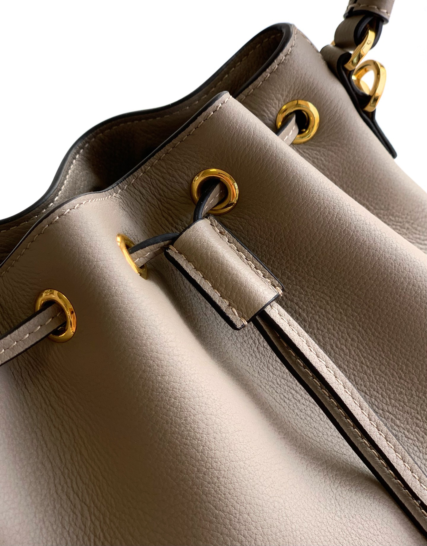 Prada bag-150