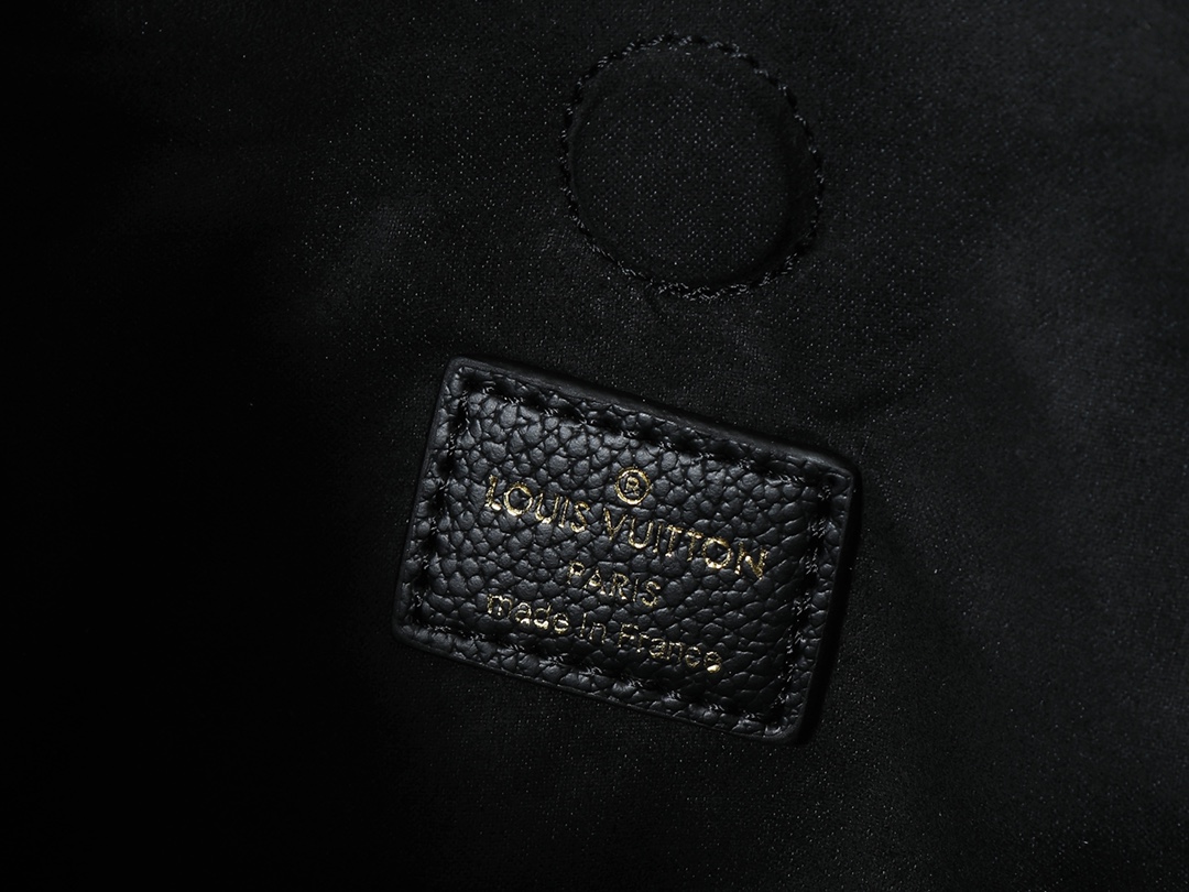 Louis Vuitton bag-40