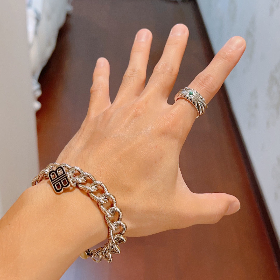 Gucci ring-80