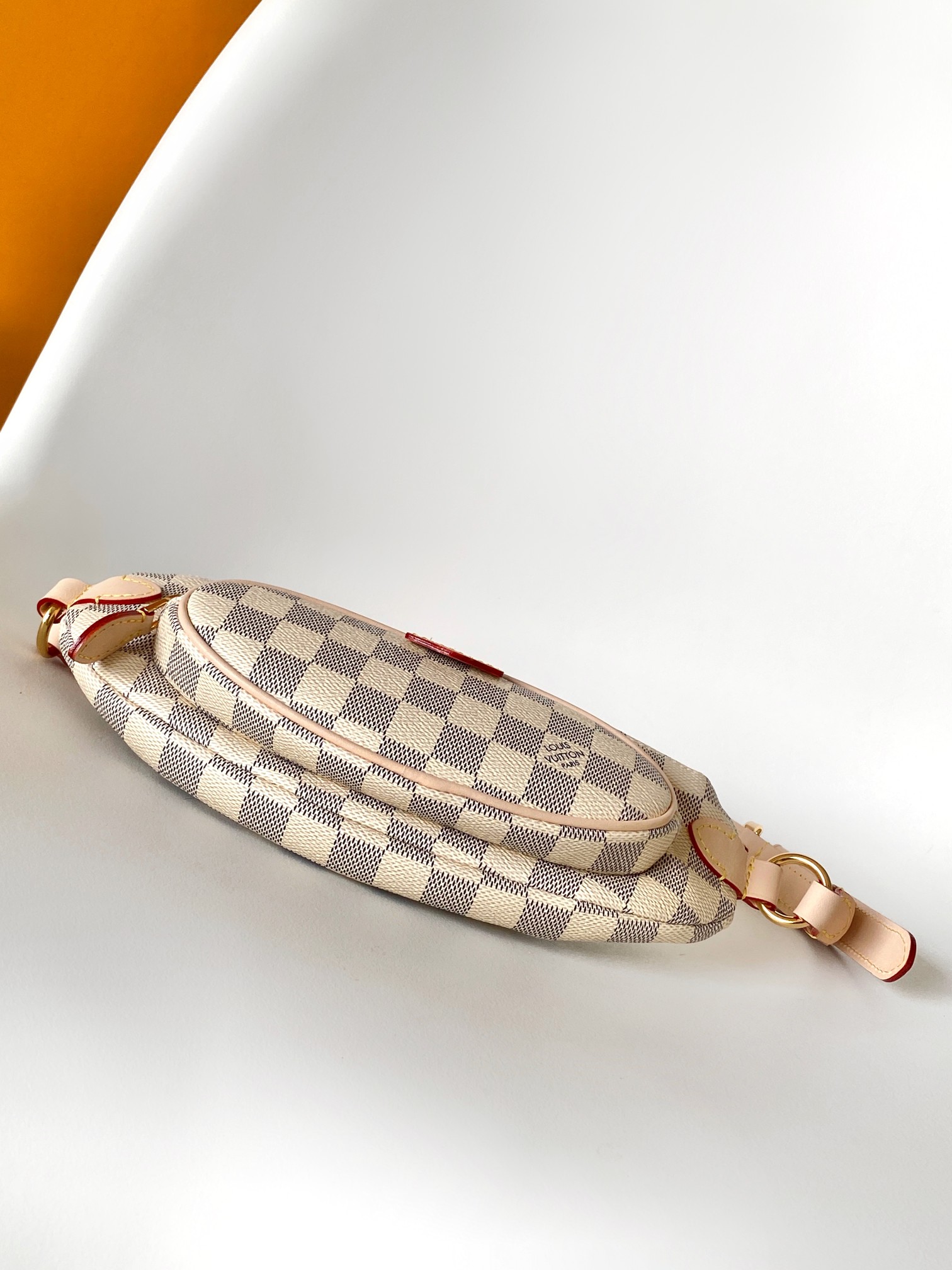 Louis Vuitton bag-109