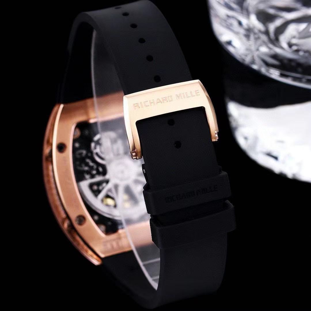 Watch 22