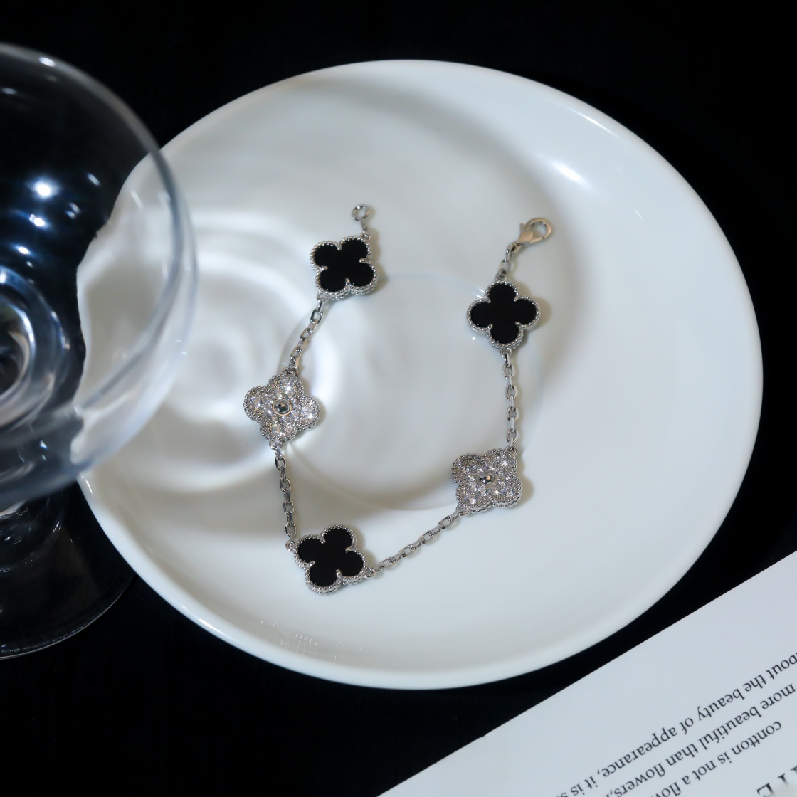 Van Cleef & Arpels Bracelet-71