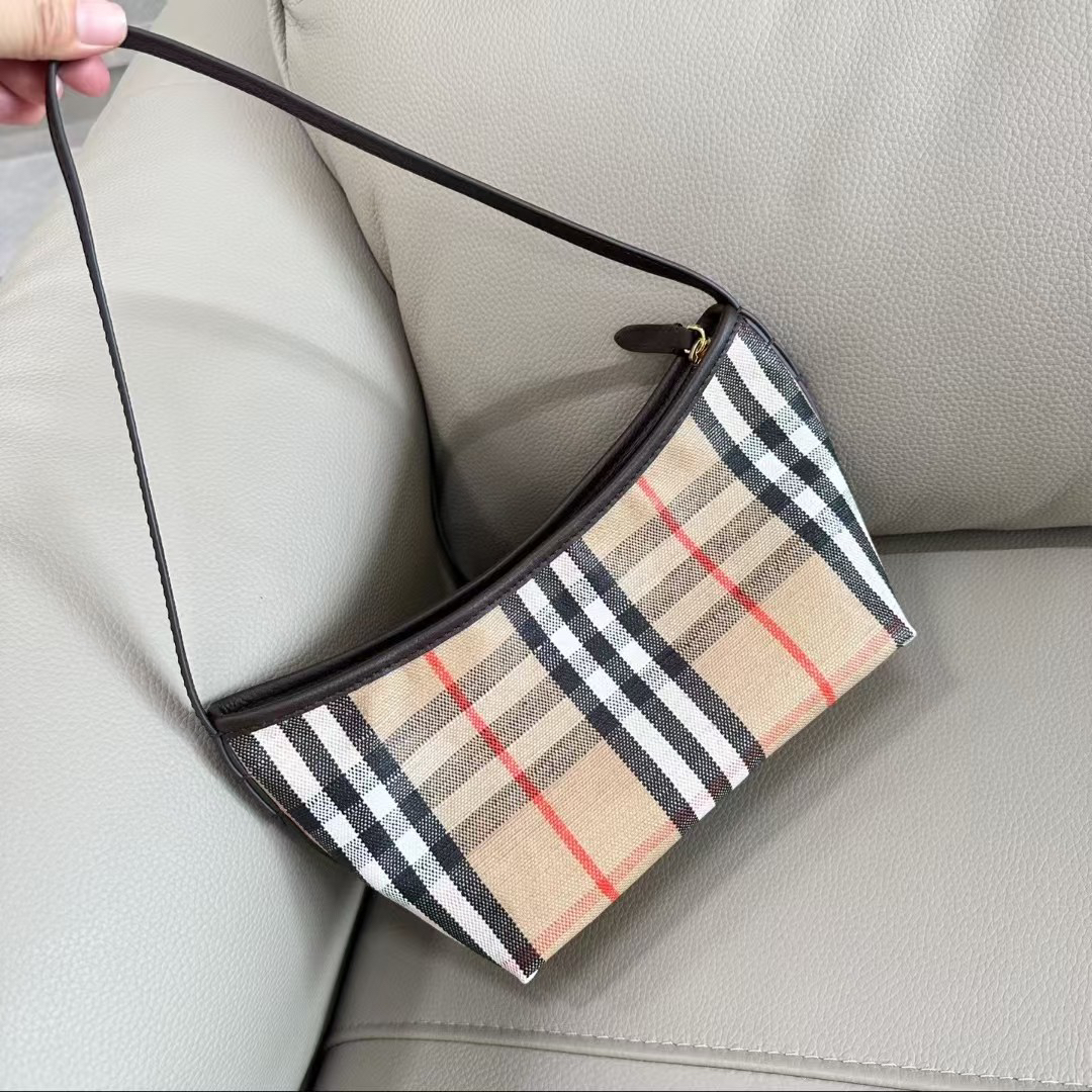 Burberry bag-55