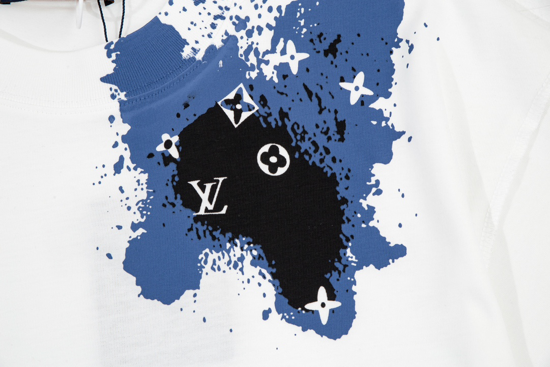 LV clothing-123