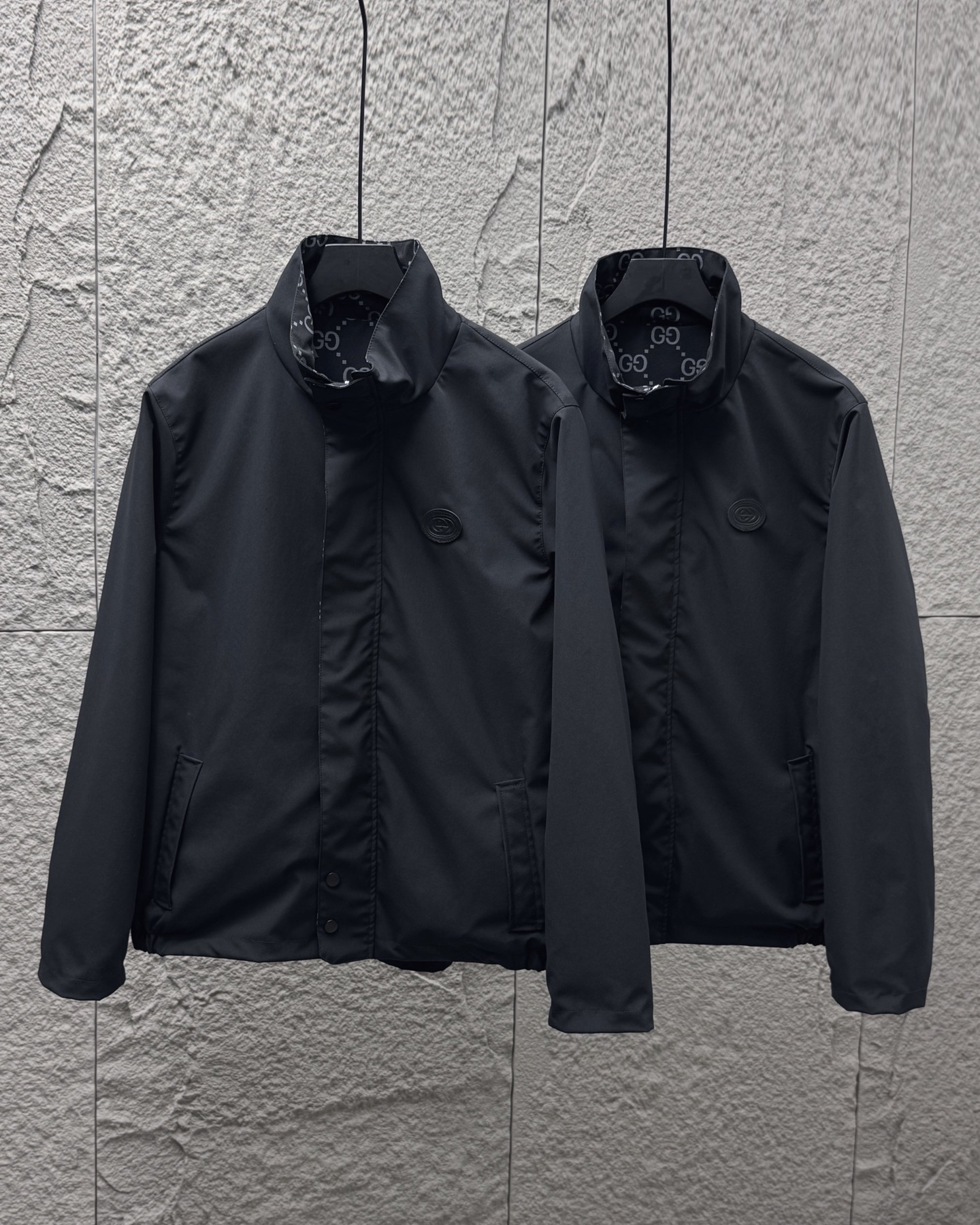 Gucci Clothing-359