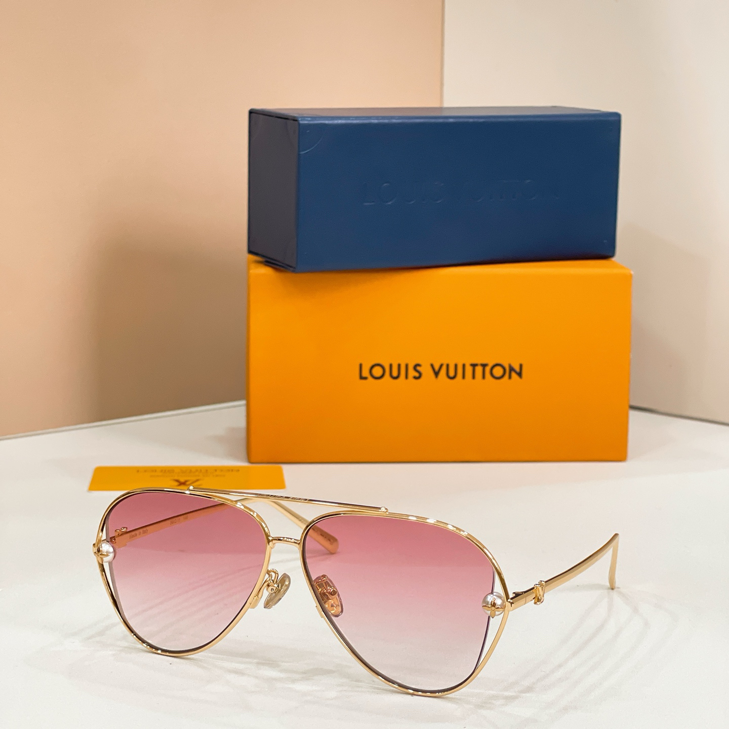 LV glasses-59
