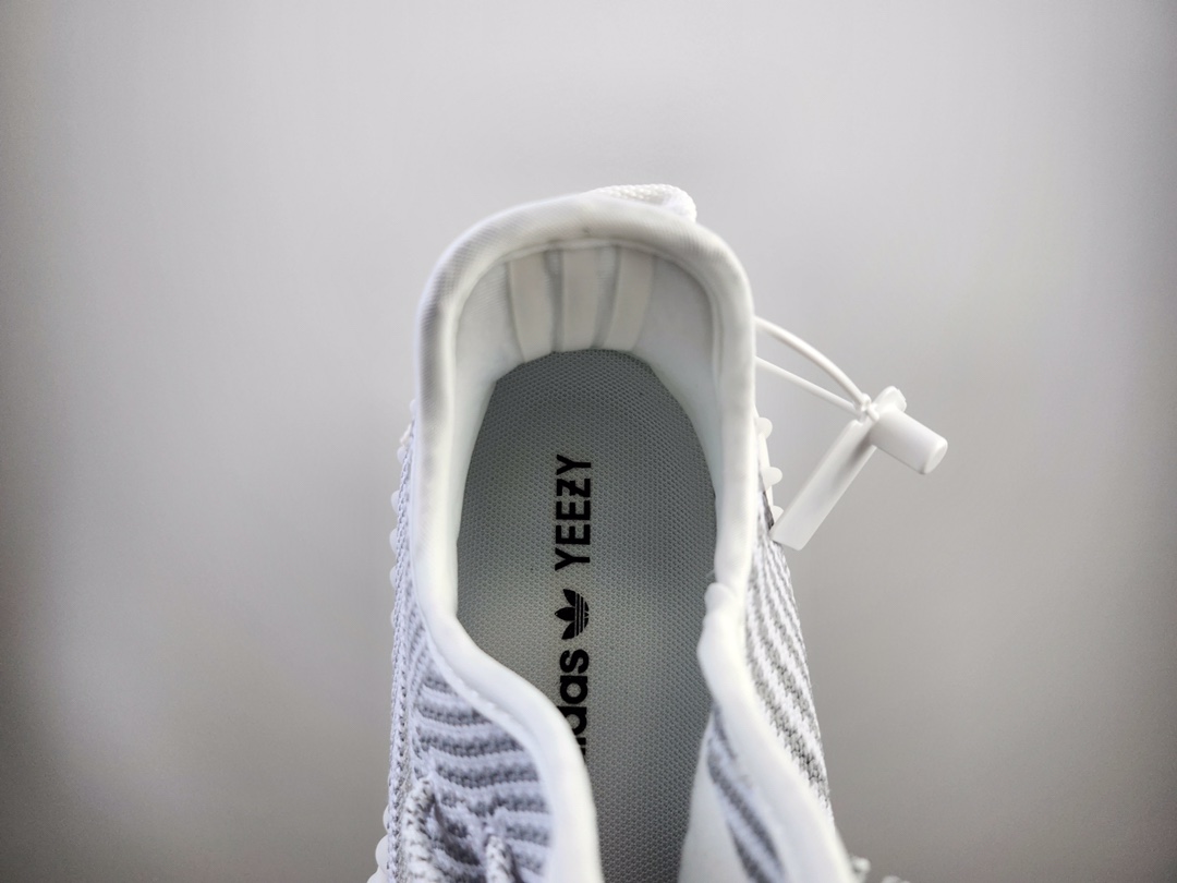 Adidas Sneakers-310
