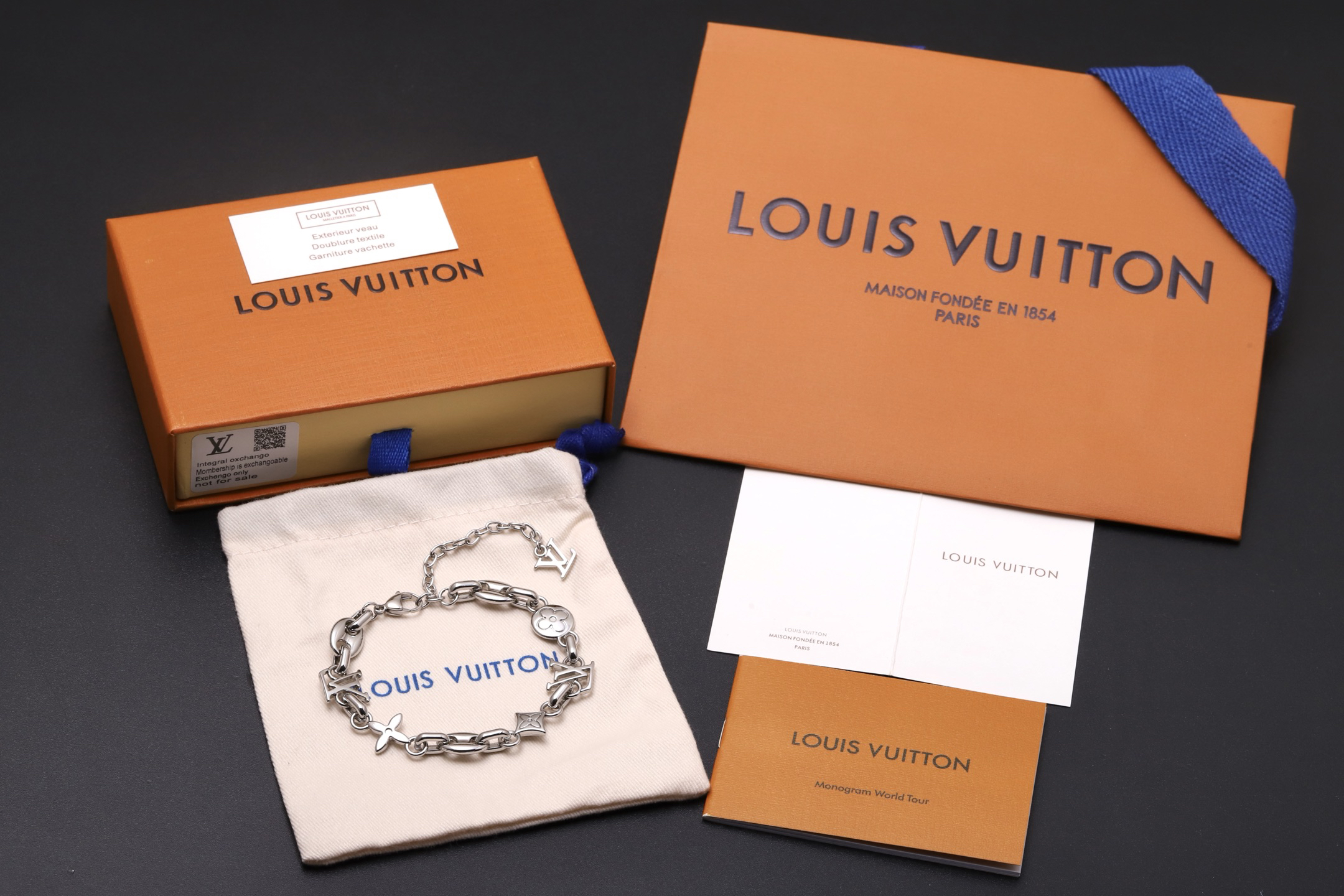 LV Bracelet-74