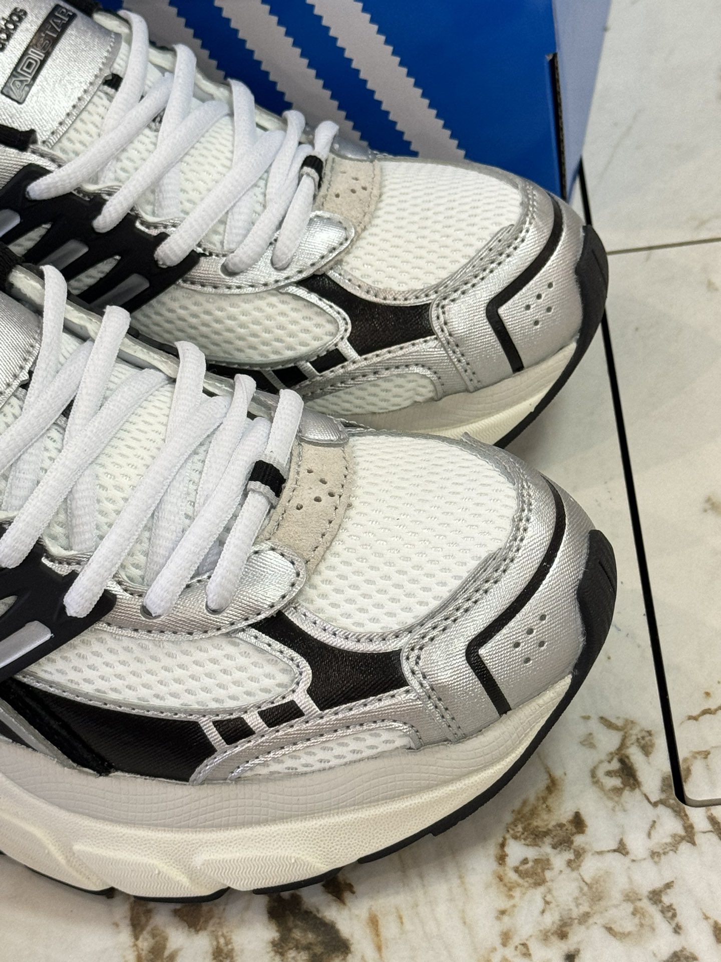 Adidas Sneakers-135