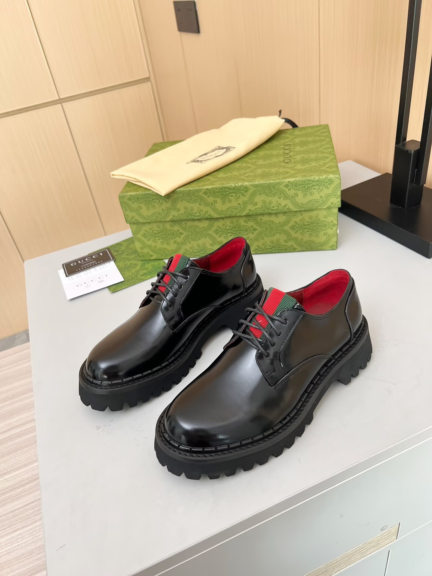 Gucci women's leather shoes-51