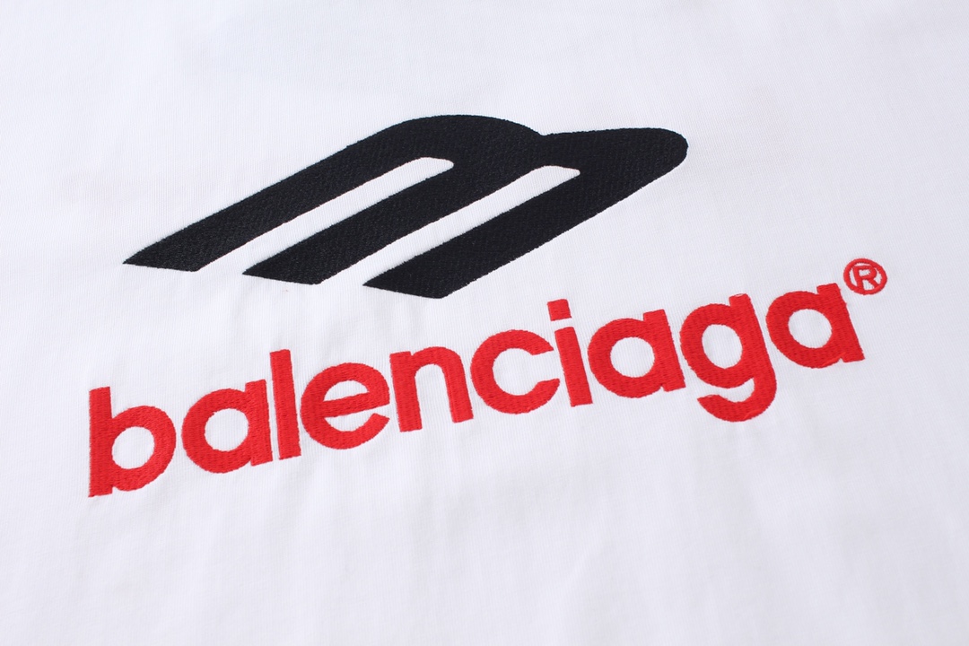 Balenciaga clothing-204