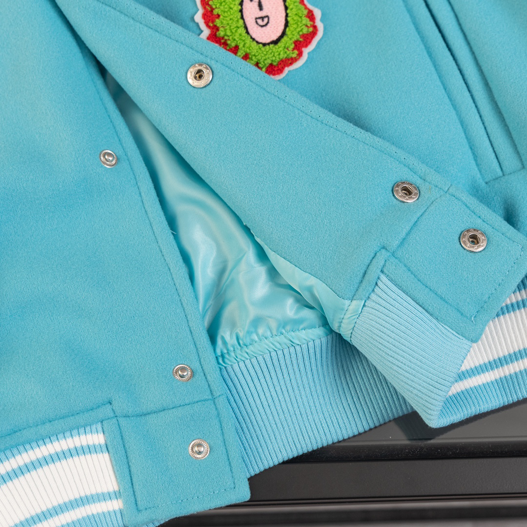 LV Clothing-316