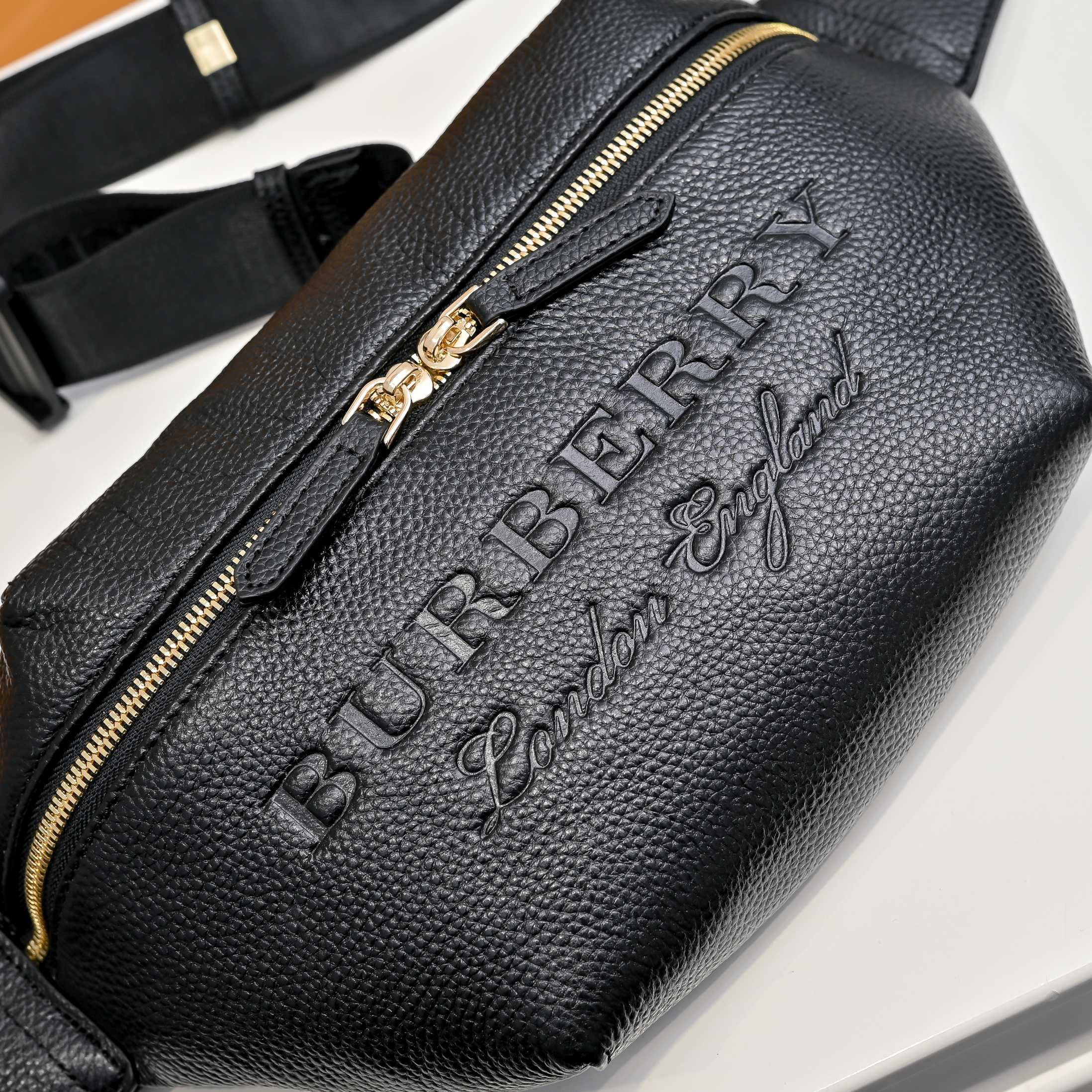 Burberry bag-16
