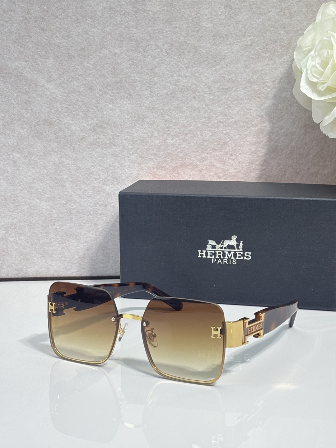 Hermes glasses-32