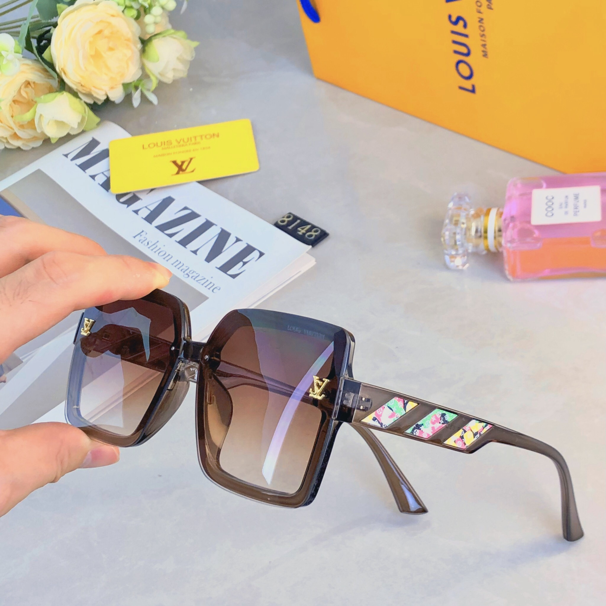LV glasses-26
