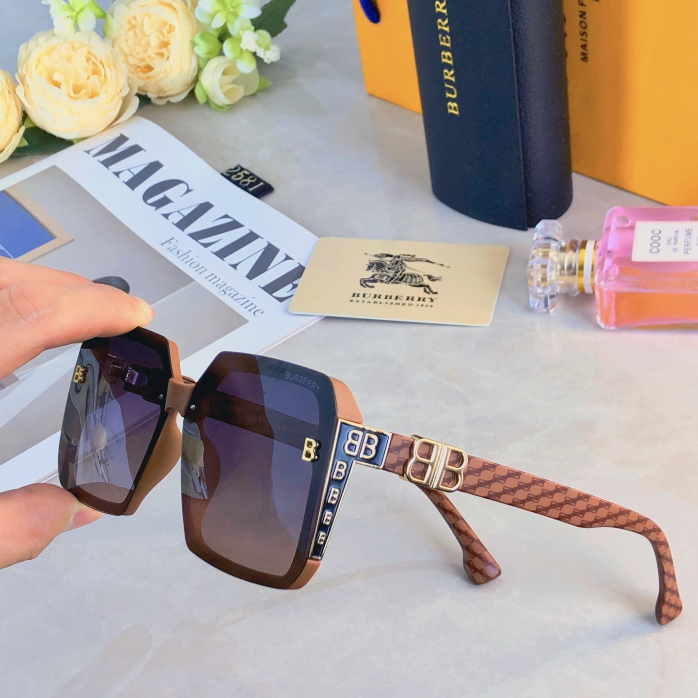 Burberry glasses-7