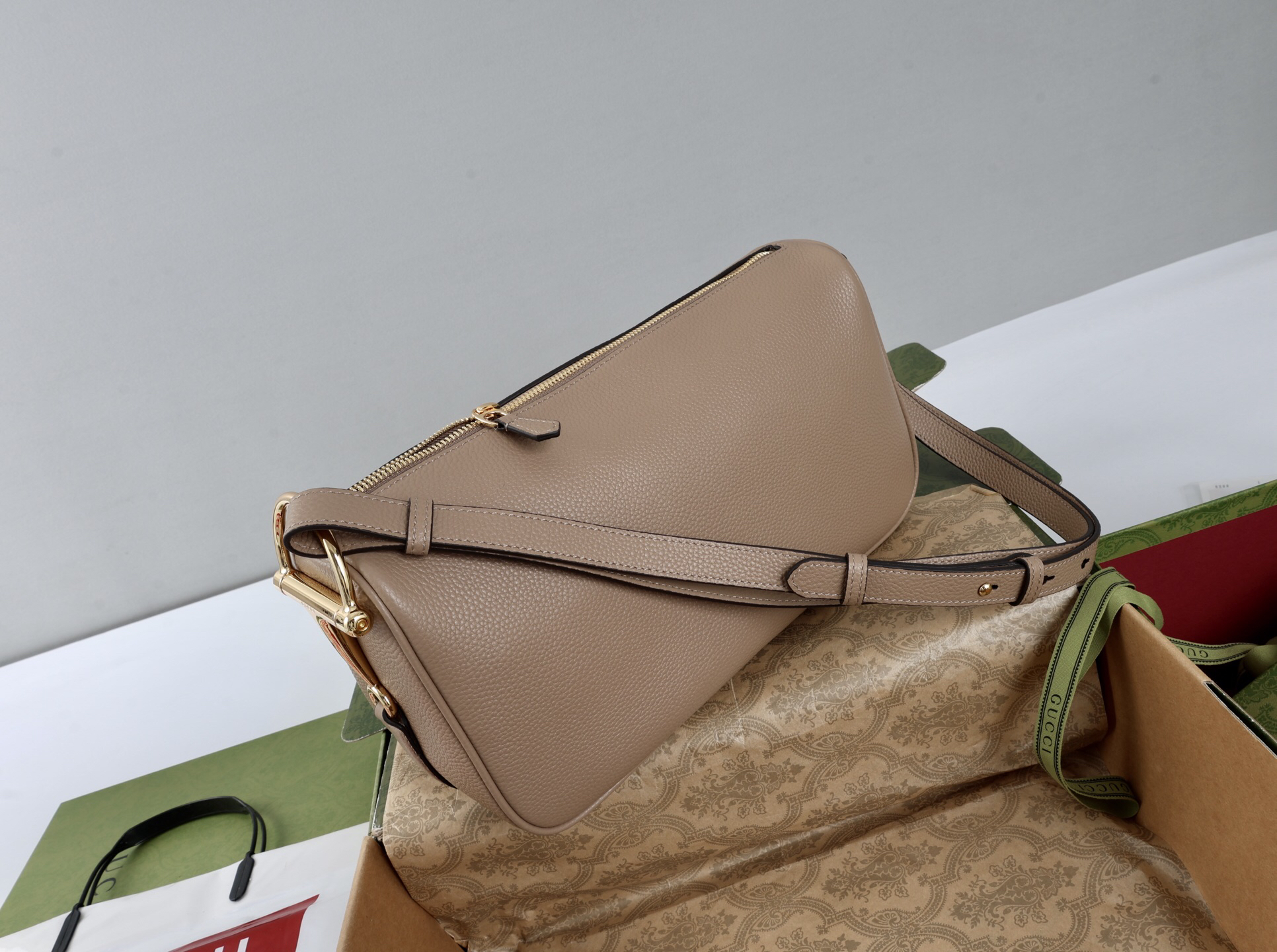 Gucci new bag-180