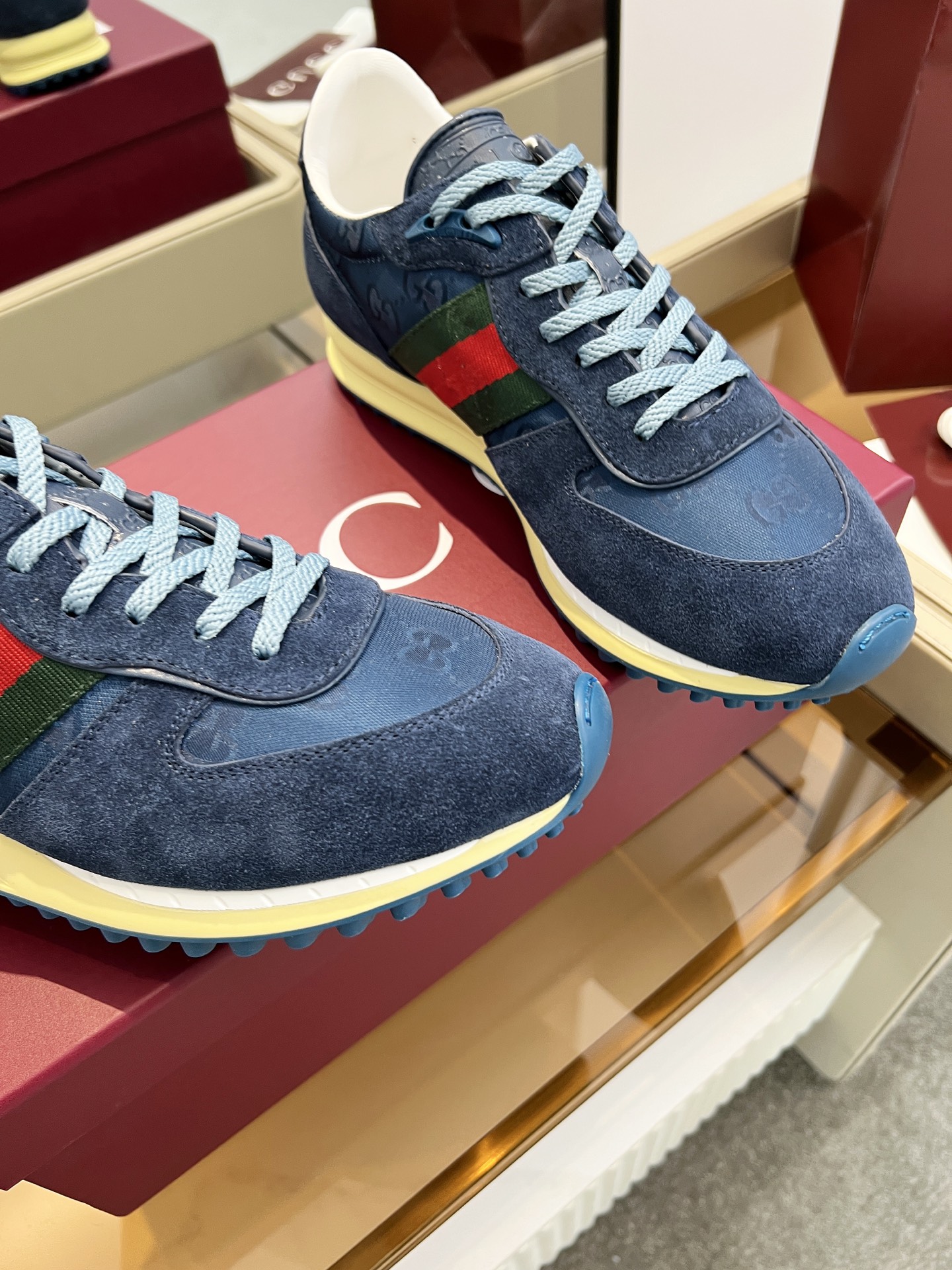 Gucci Sneakers-224