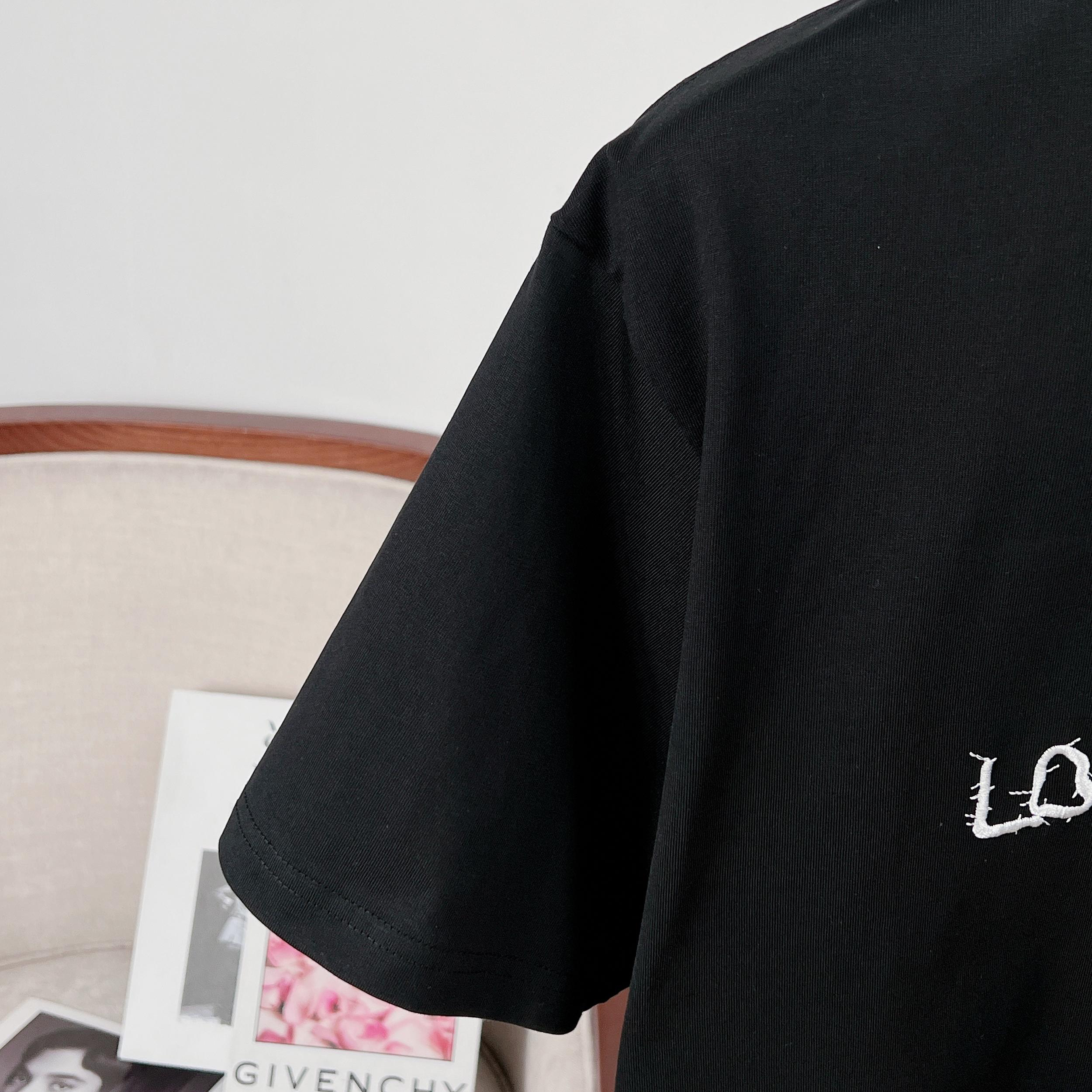 LV clothing-160