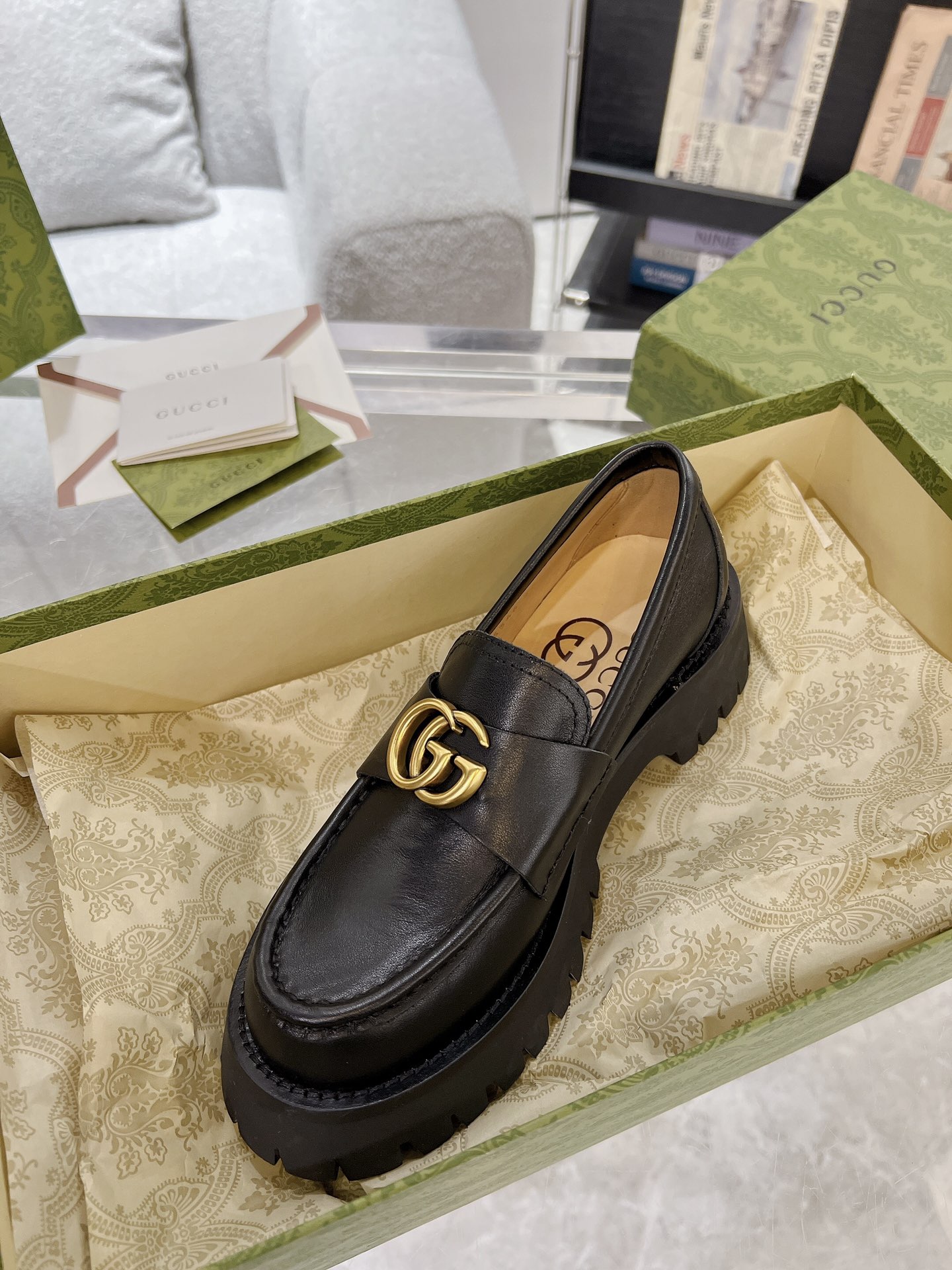 Gucci women's leather shoes-72