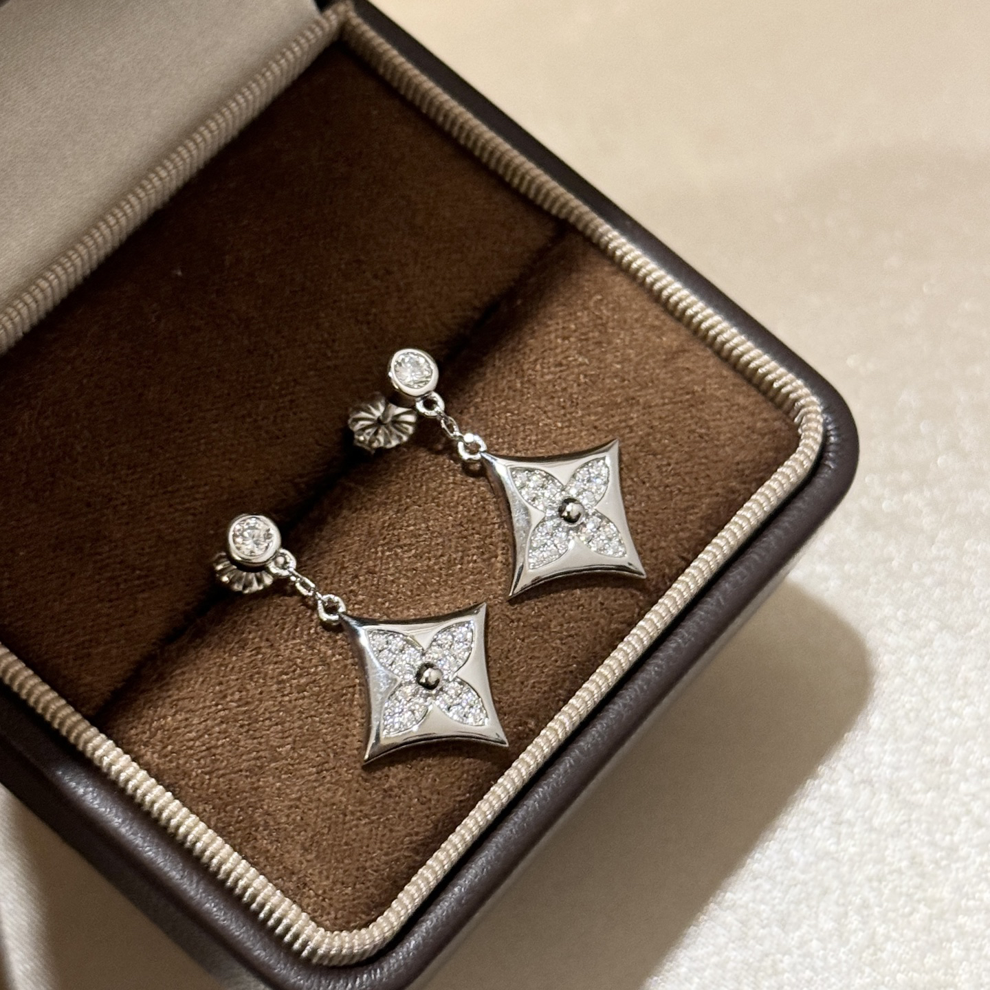 LV earrings-73
