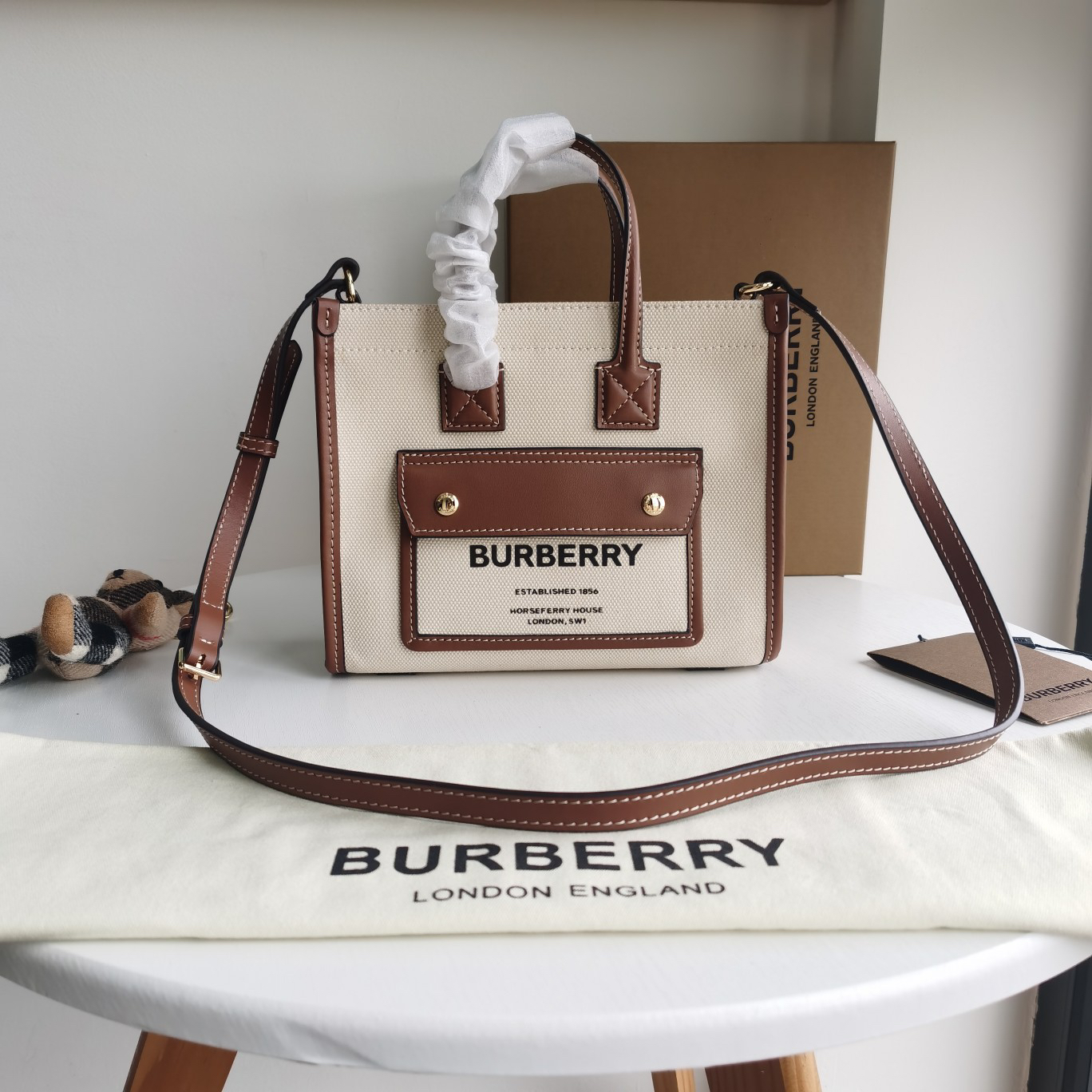 Burberry bag-50