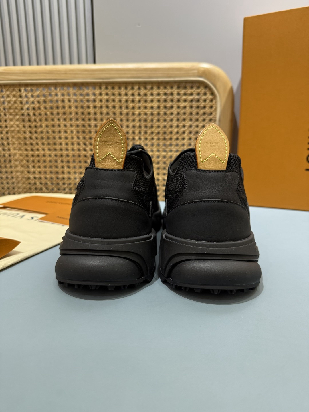 Lv Sneakers-170