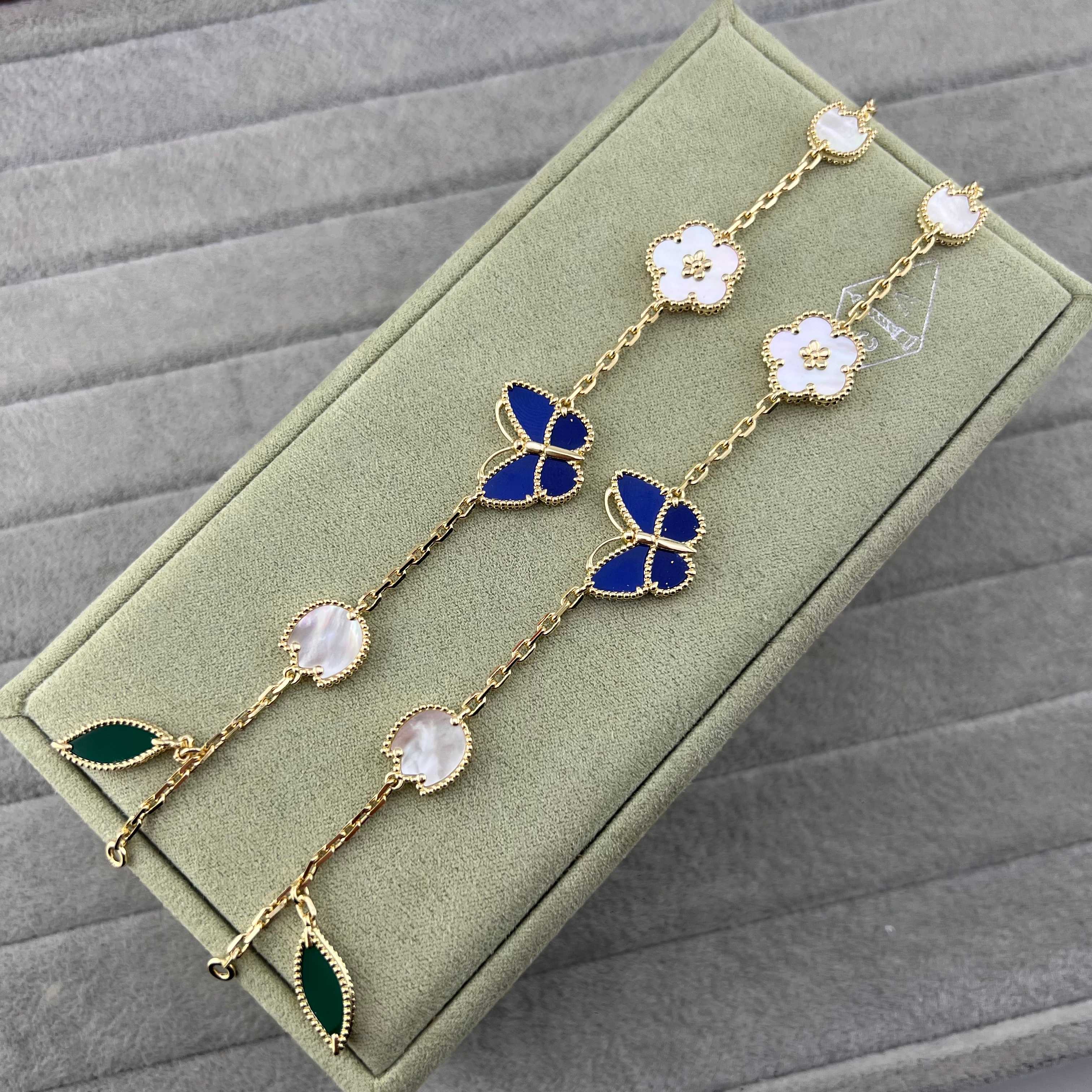 Van Cleef & Arpels Bracelet-1