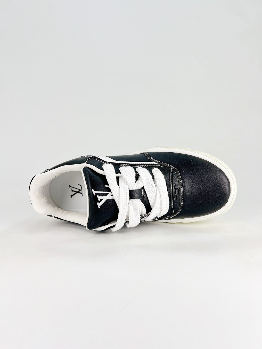 Lv Sneakers-162