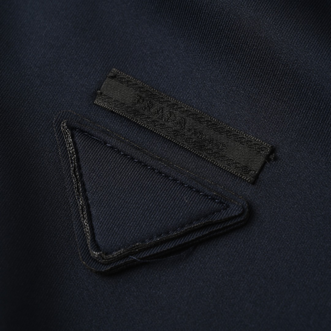 Prada Clothing-367