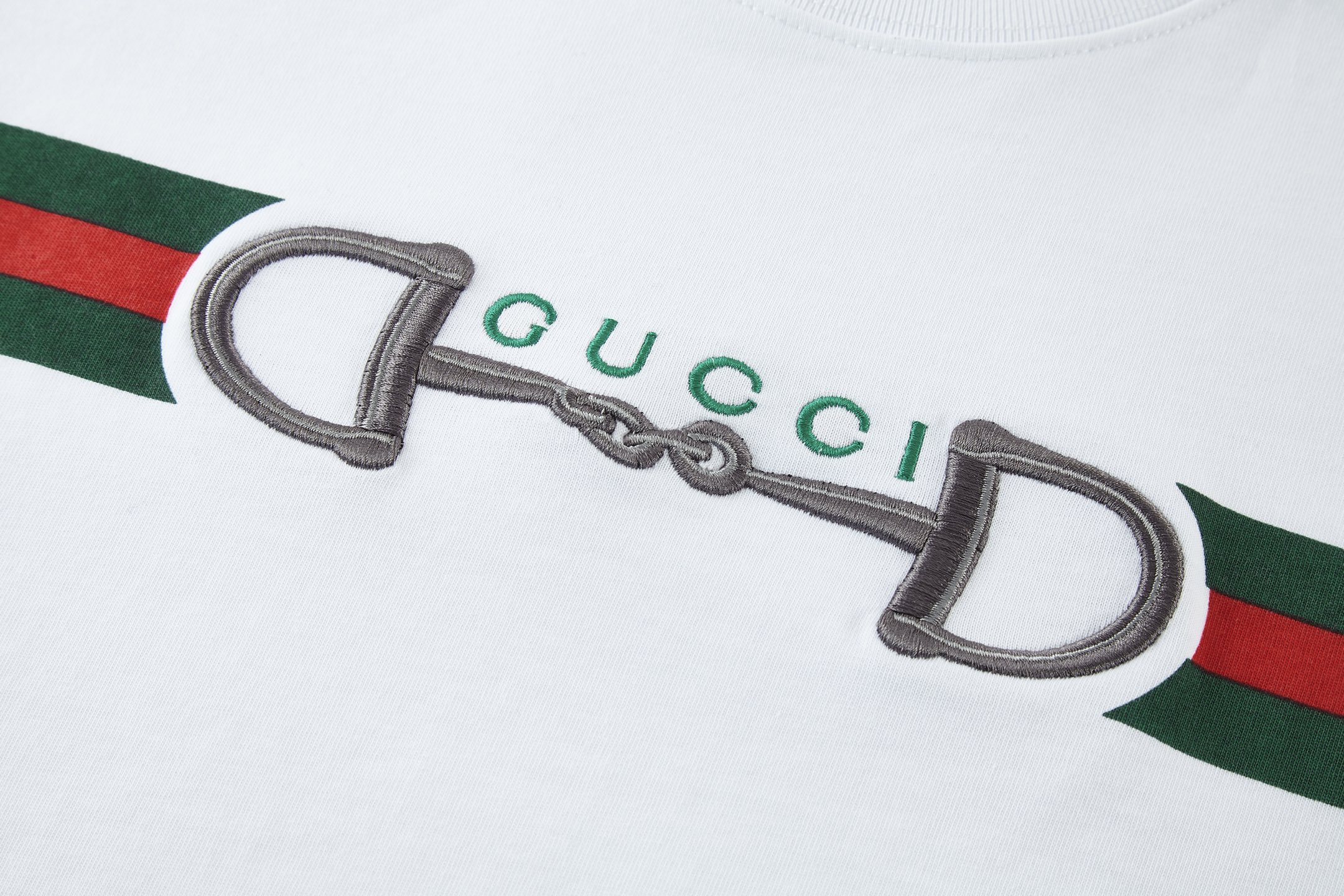 Gucci clothing-126