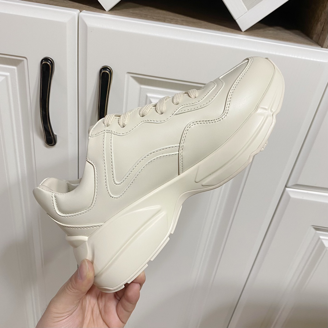 Gucci Sneakers-197