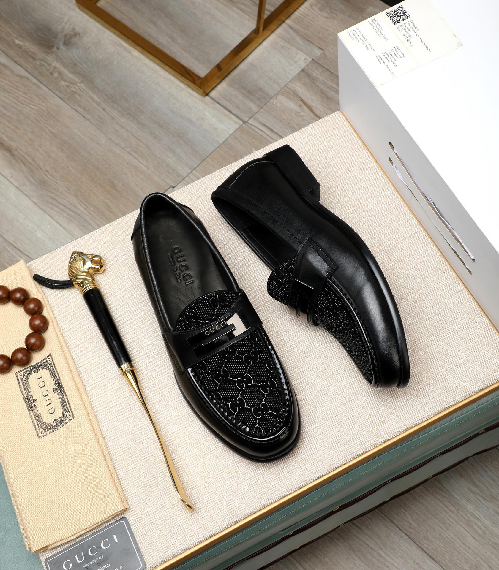 Gucci men's leather shoes-129