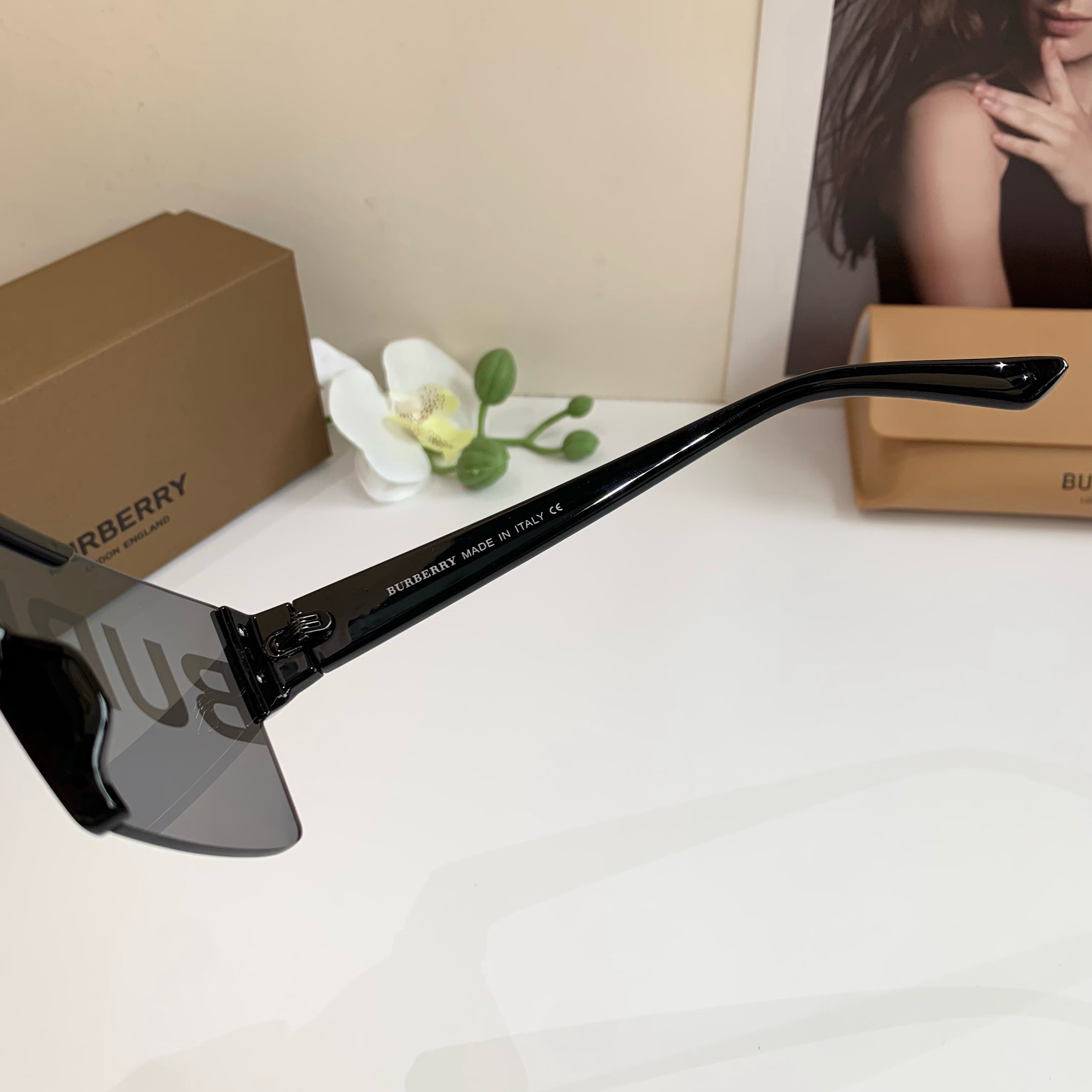 Burberry glasses-63