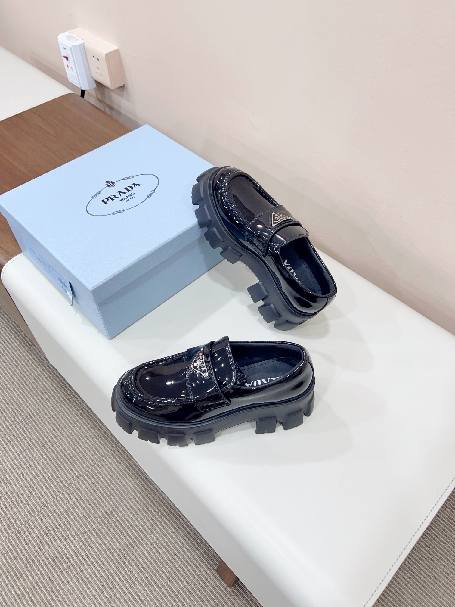 Prada women's leather shoes-41
