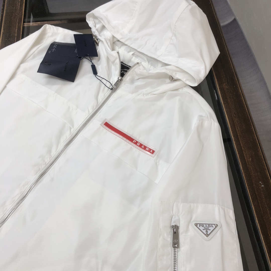 Prada Clothing-363