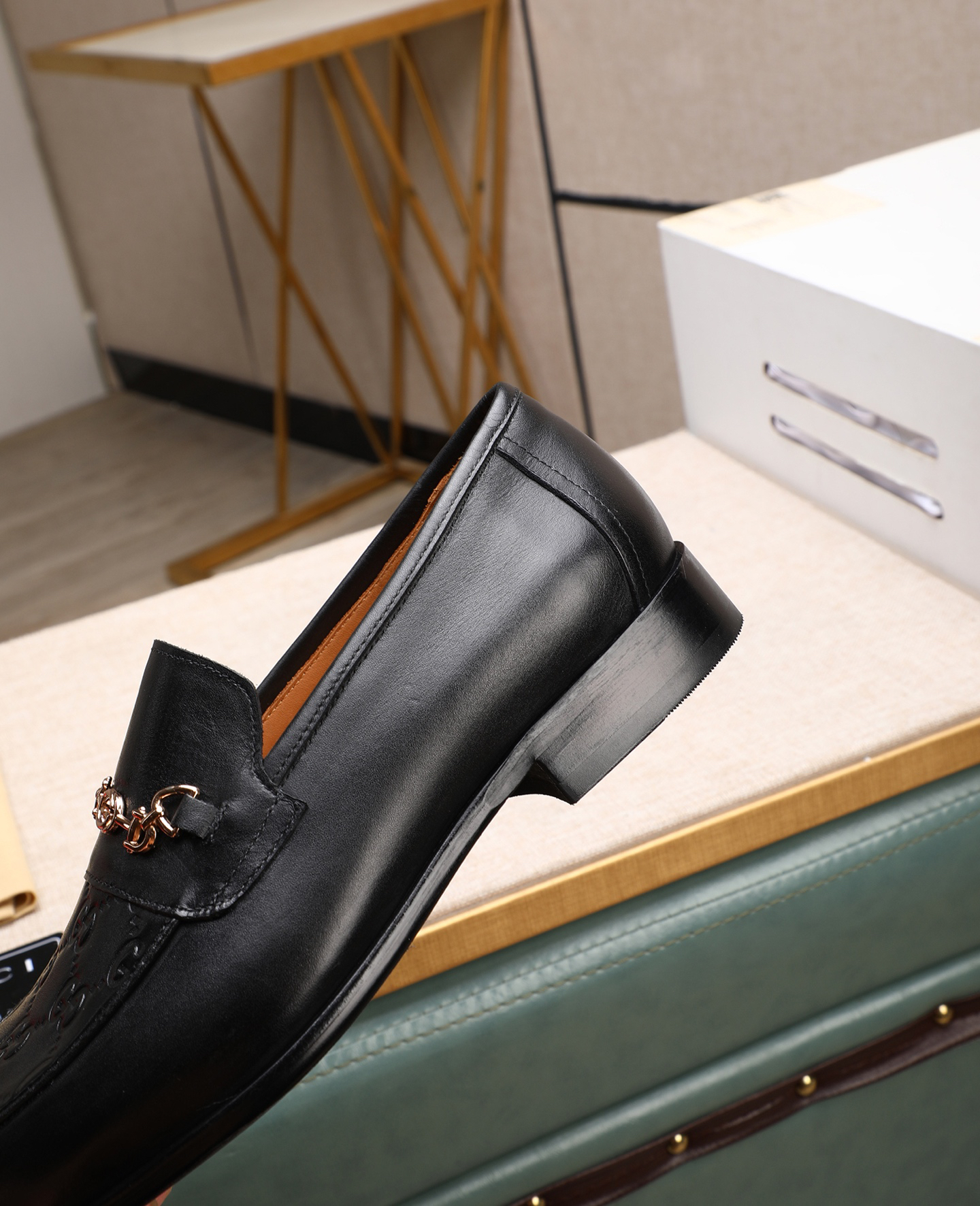 Gucci men's leather shoes-99