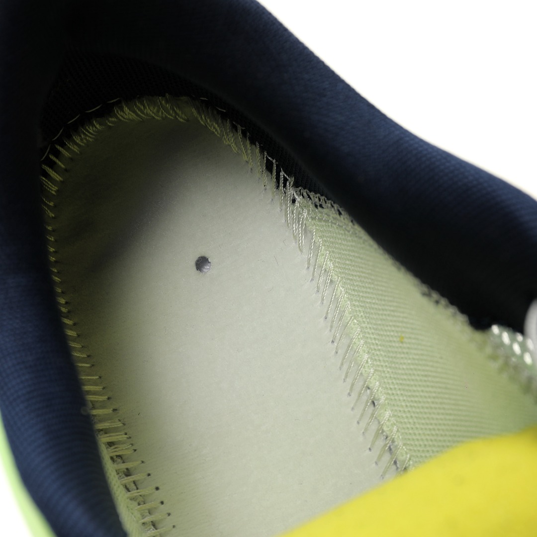 Nike Sneakers-328