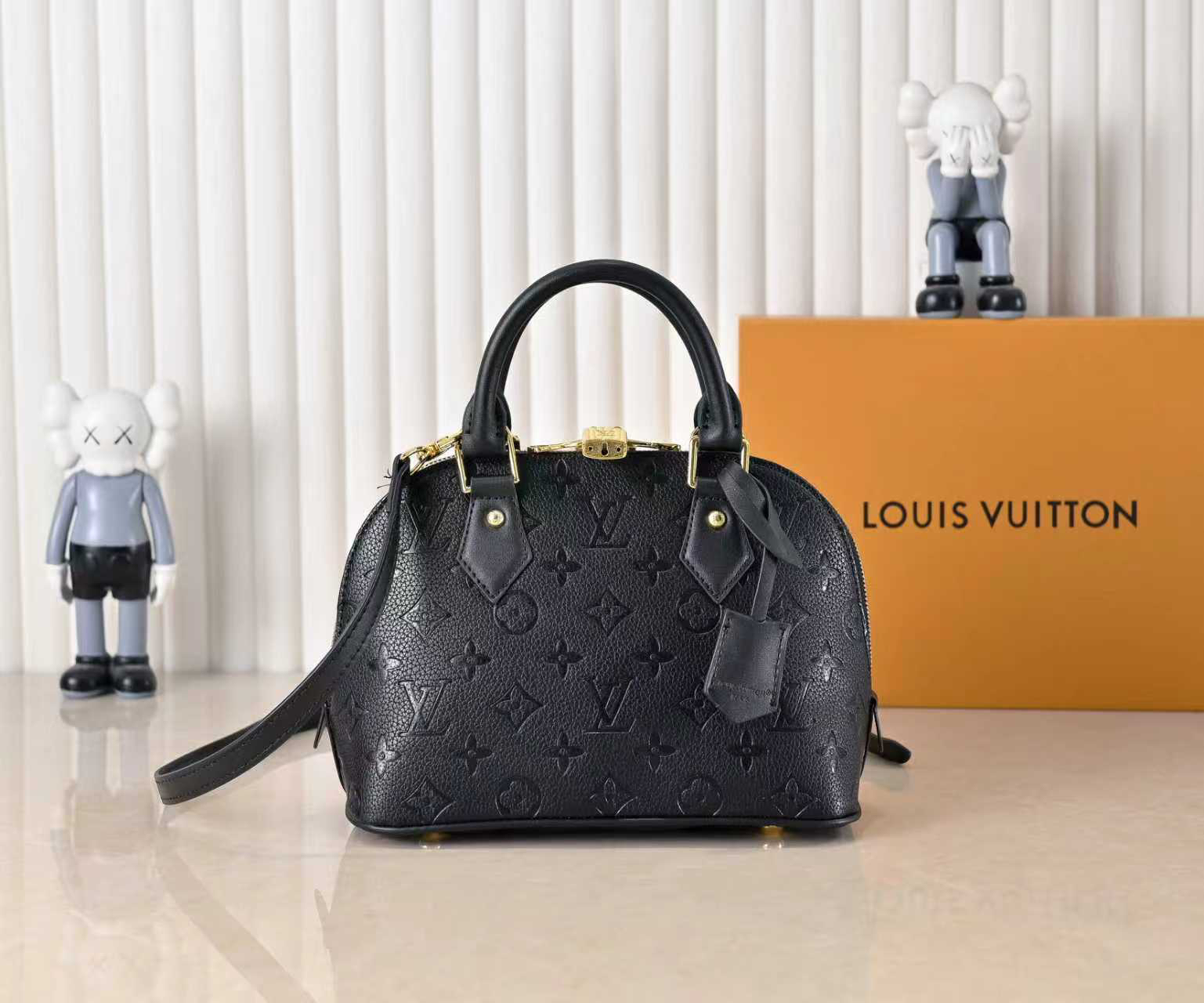 Louis Vuitton bag-151