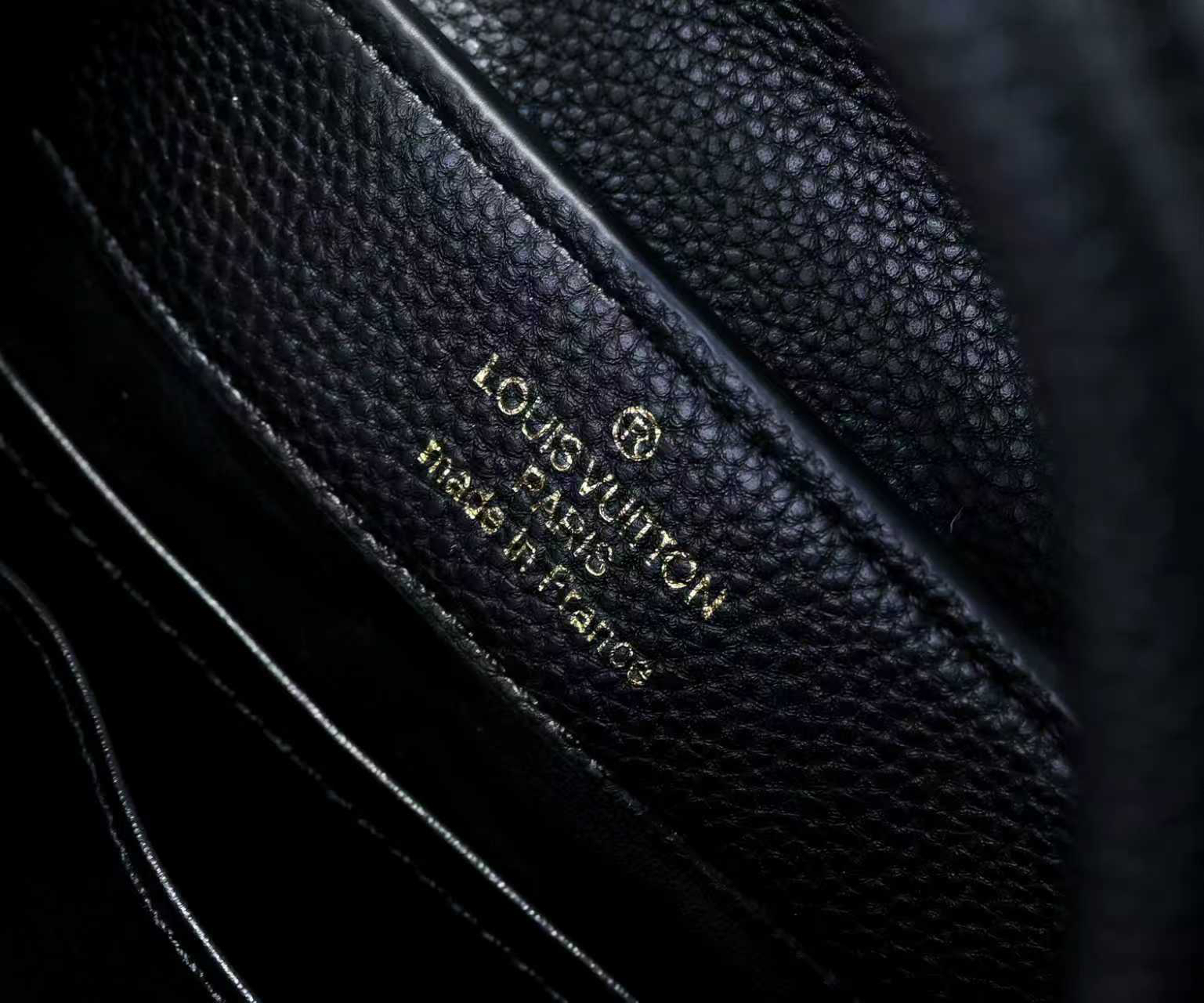 Louis Vuitton bag-144