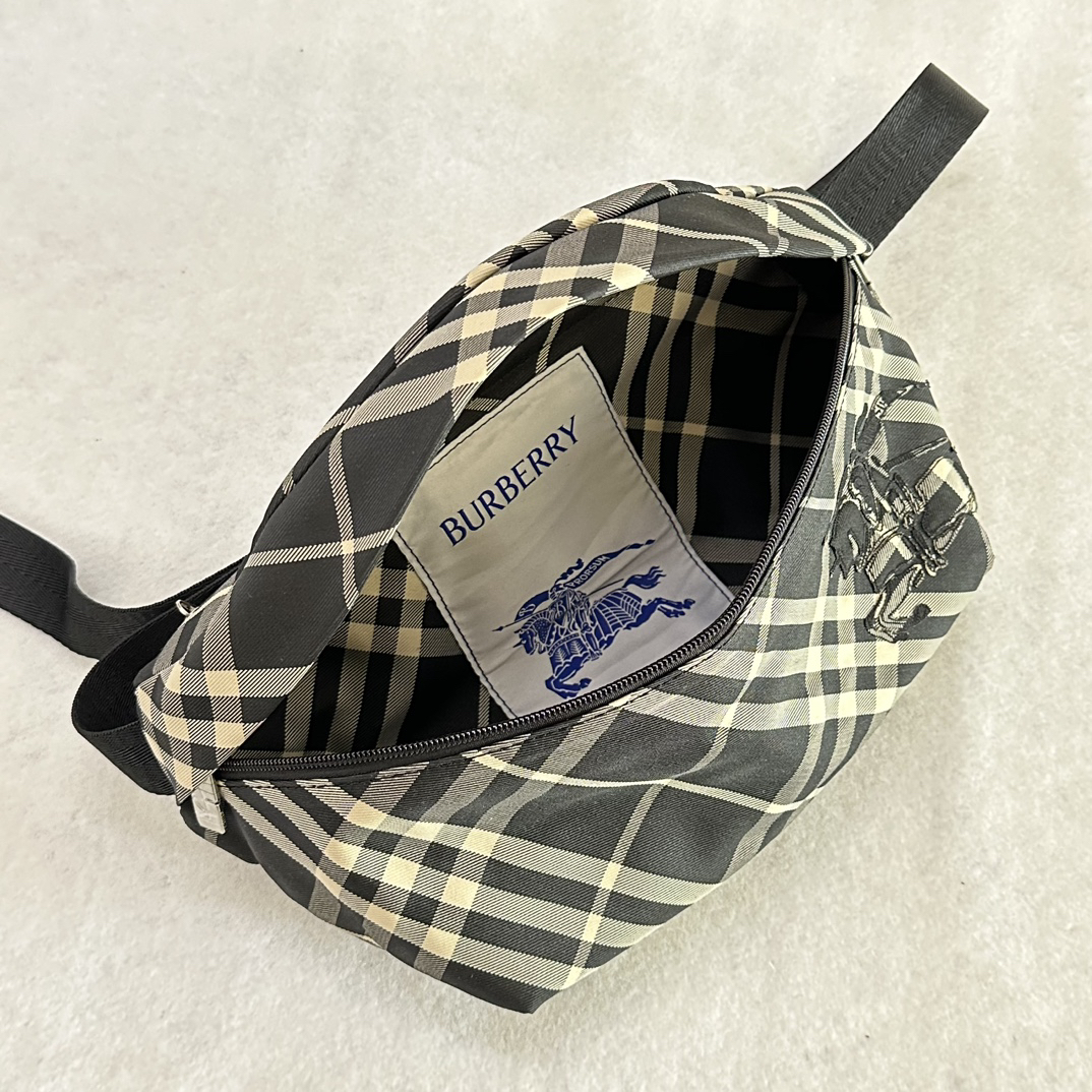 Burberry bag-72