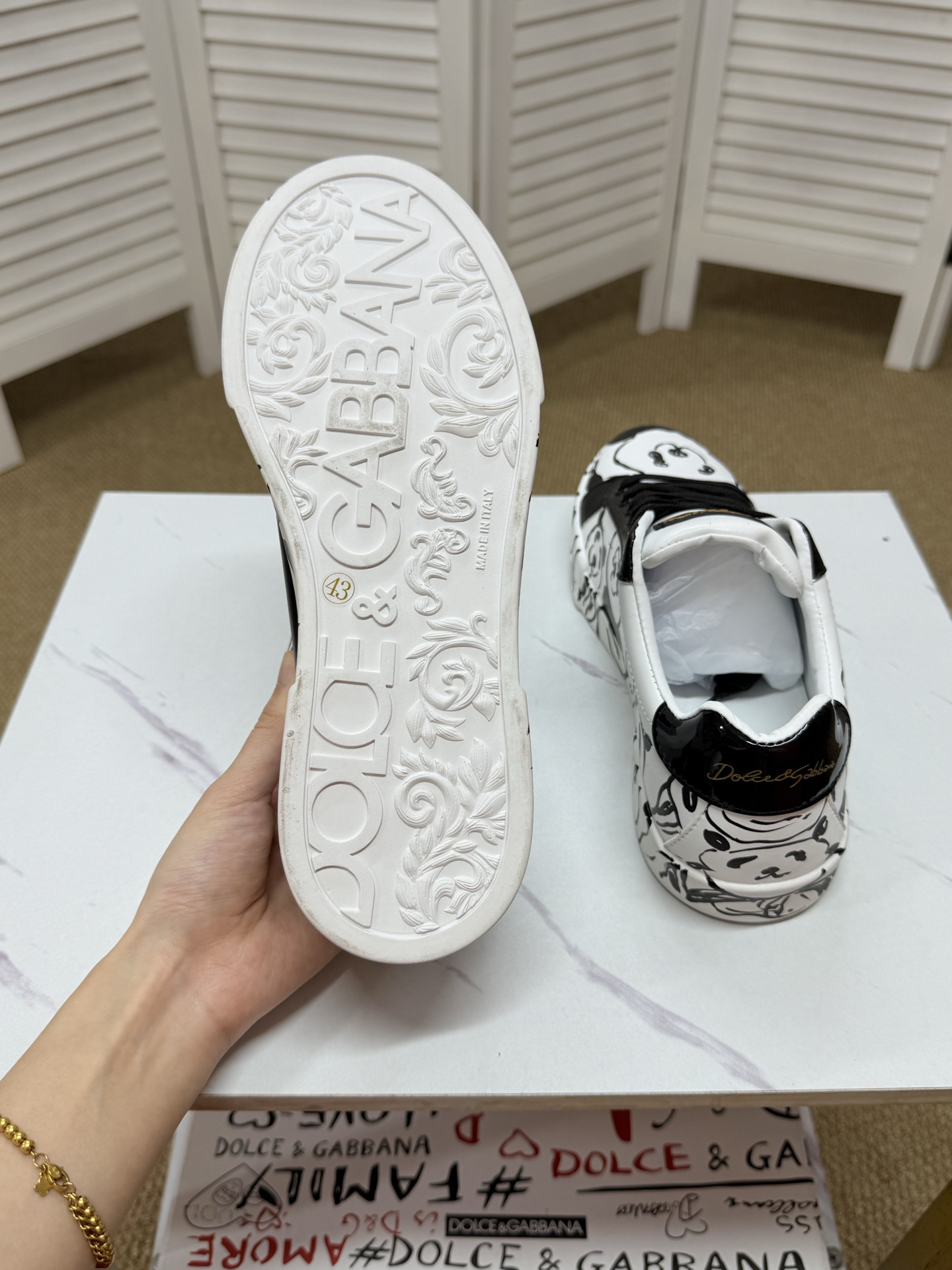D&G Sneakers-54