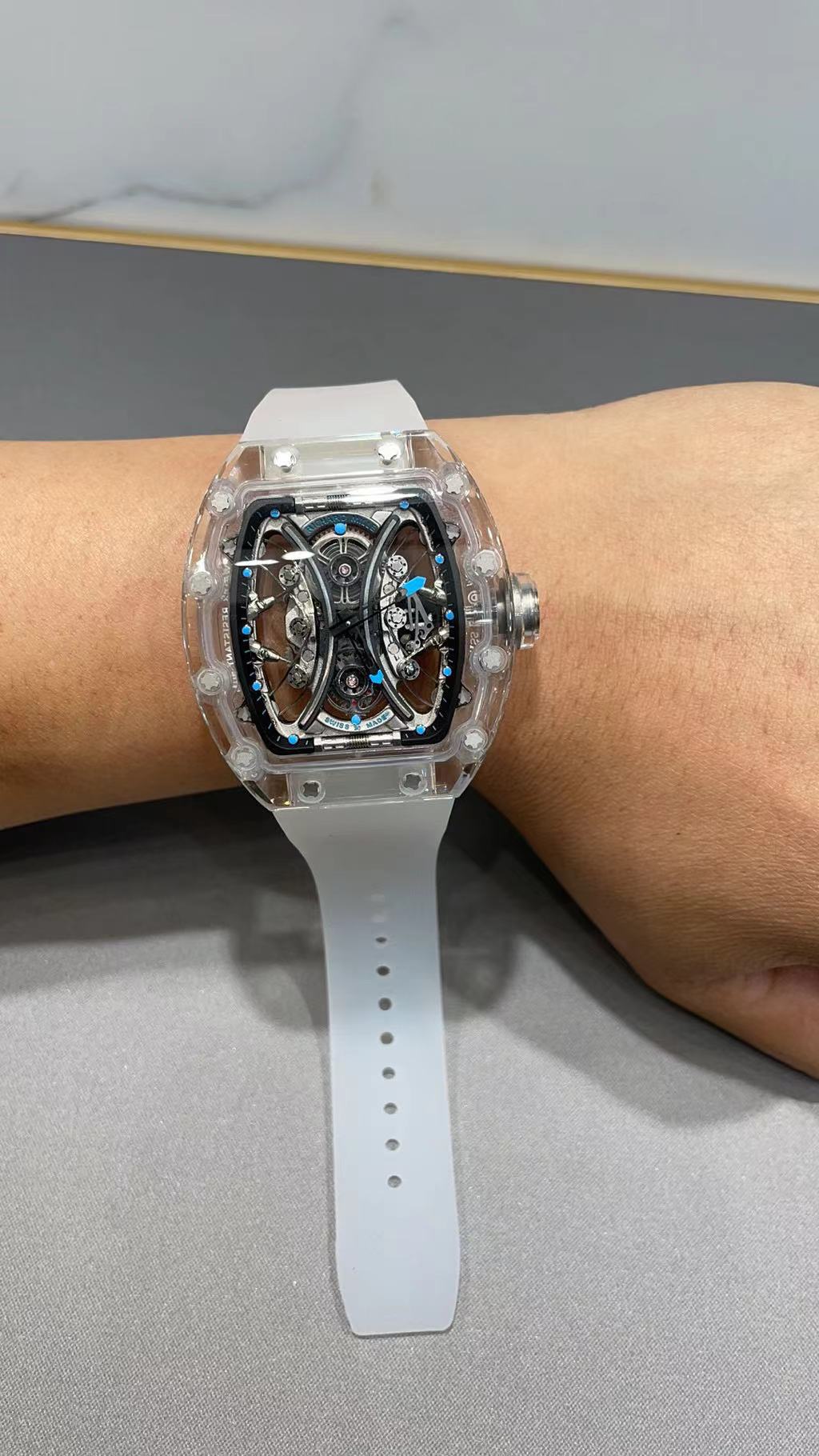 Watch 9