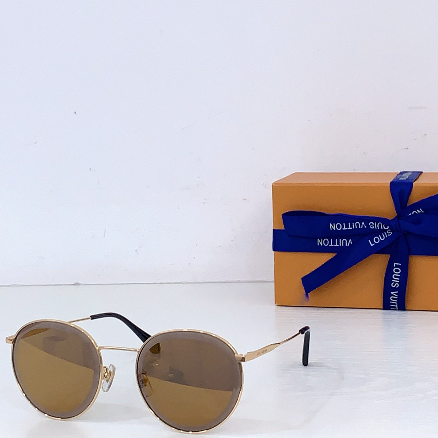 LV glasses-71