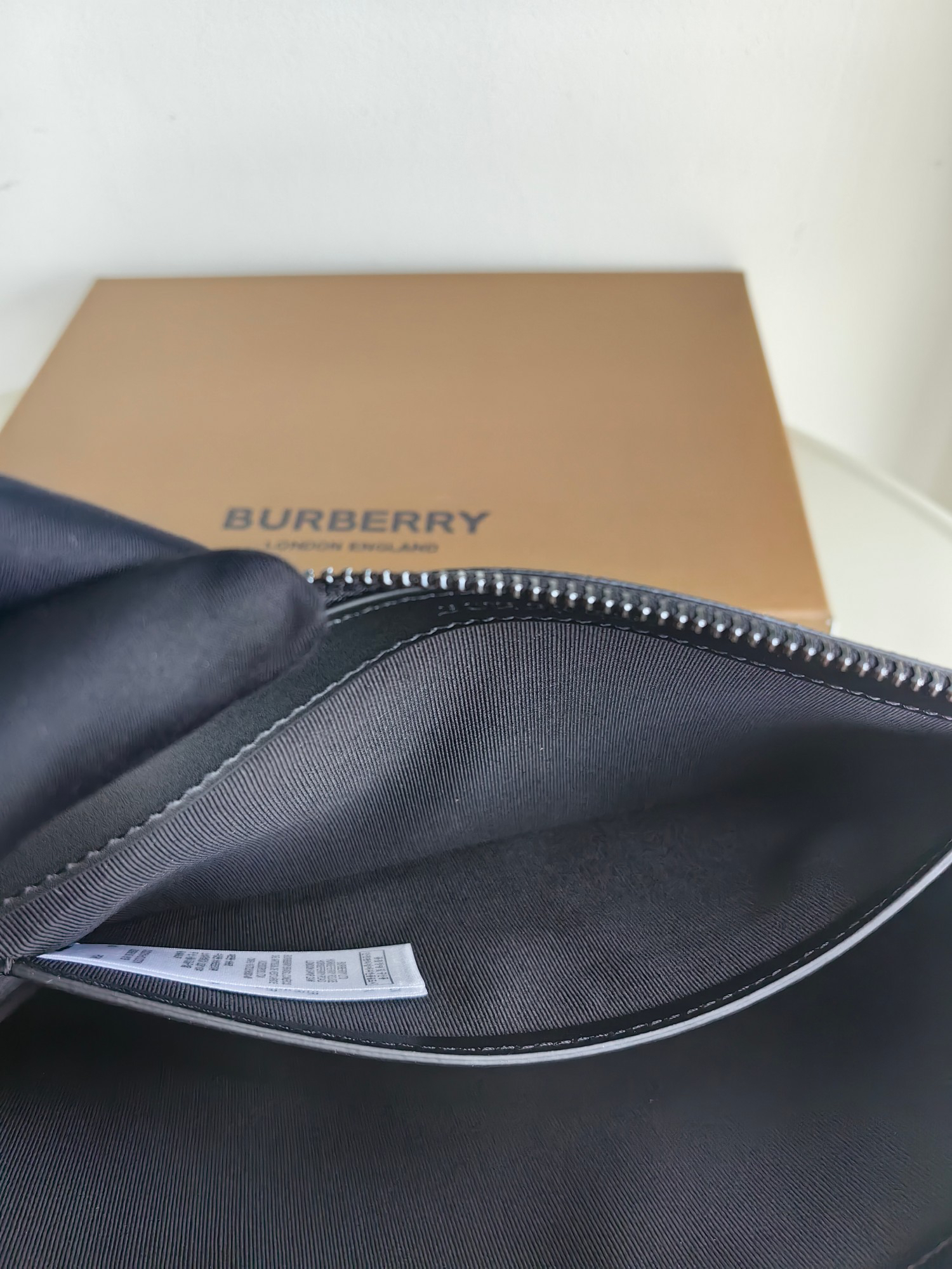 Burberry bag-104