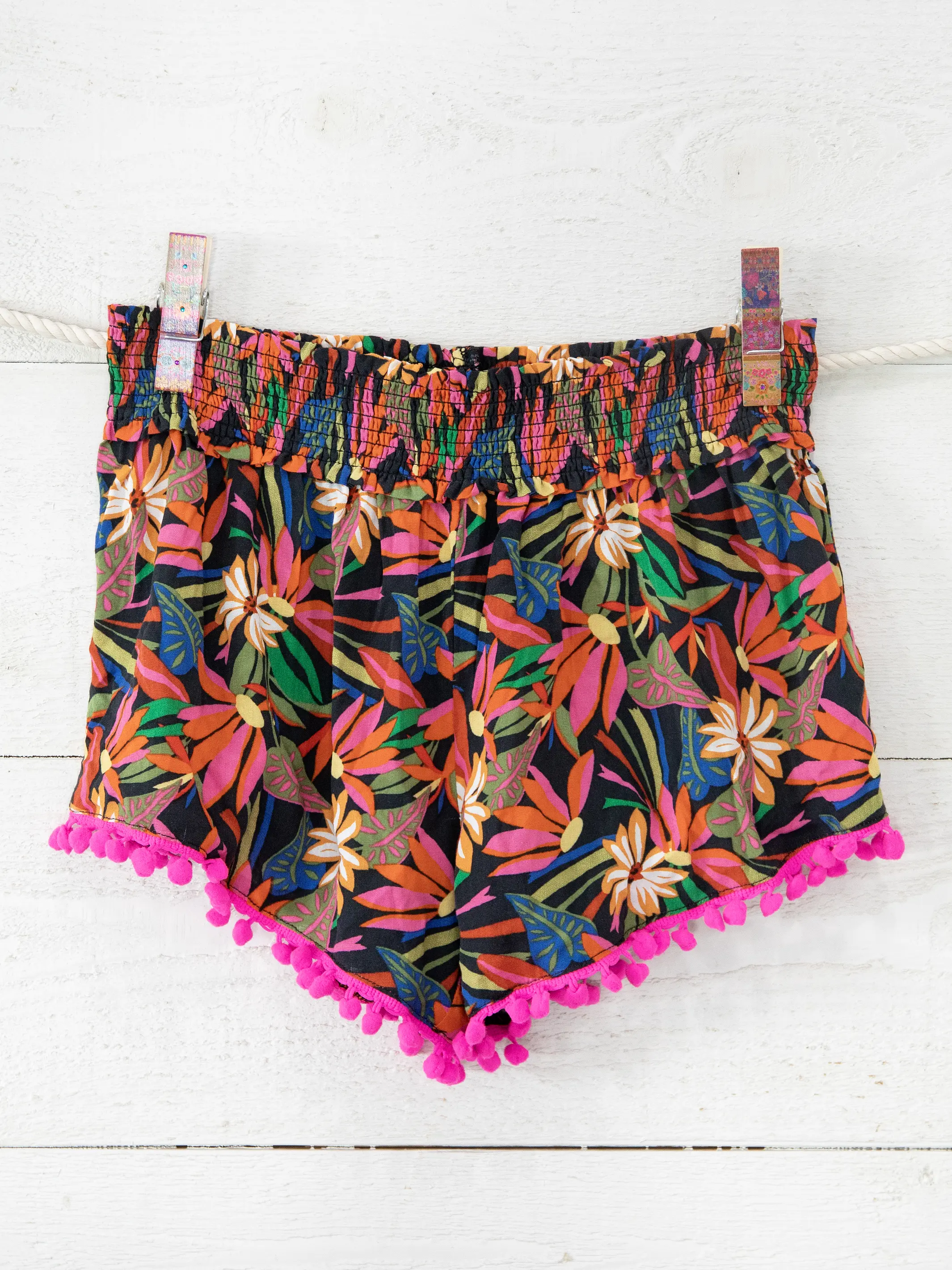 Pom Pom Shorts - Black Tropical