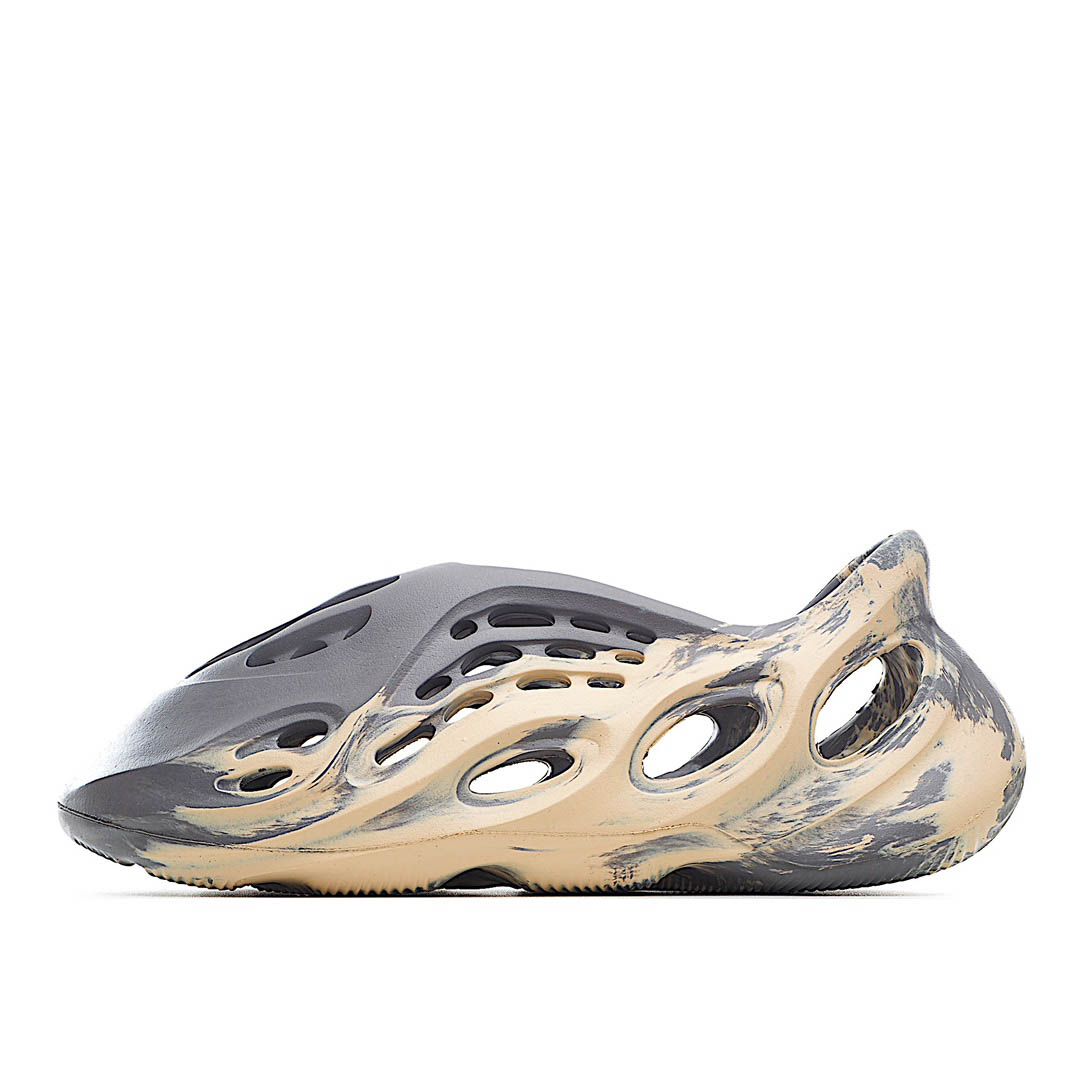 Adidas Yeezy Foam Runner 'MXT Moon Grey'