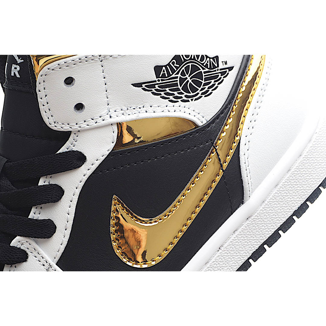 Air Jordan 1 Mid GS 'White Gold'